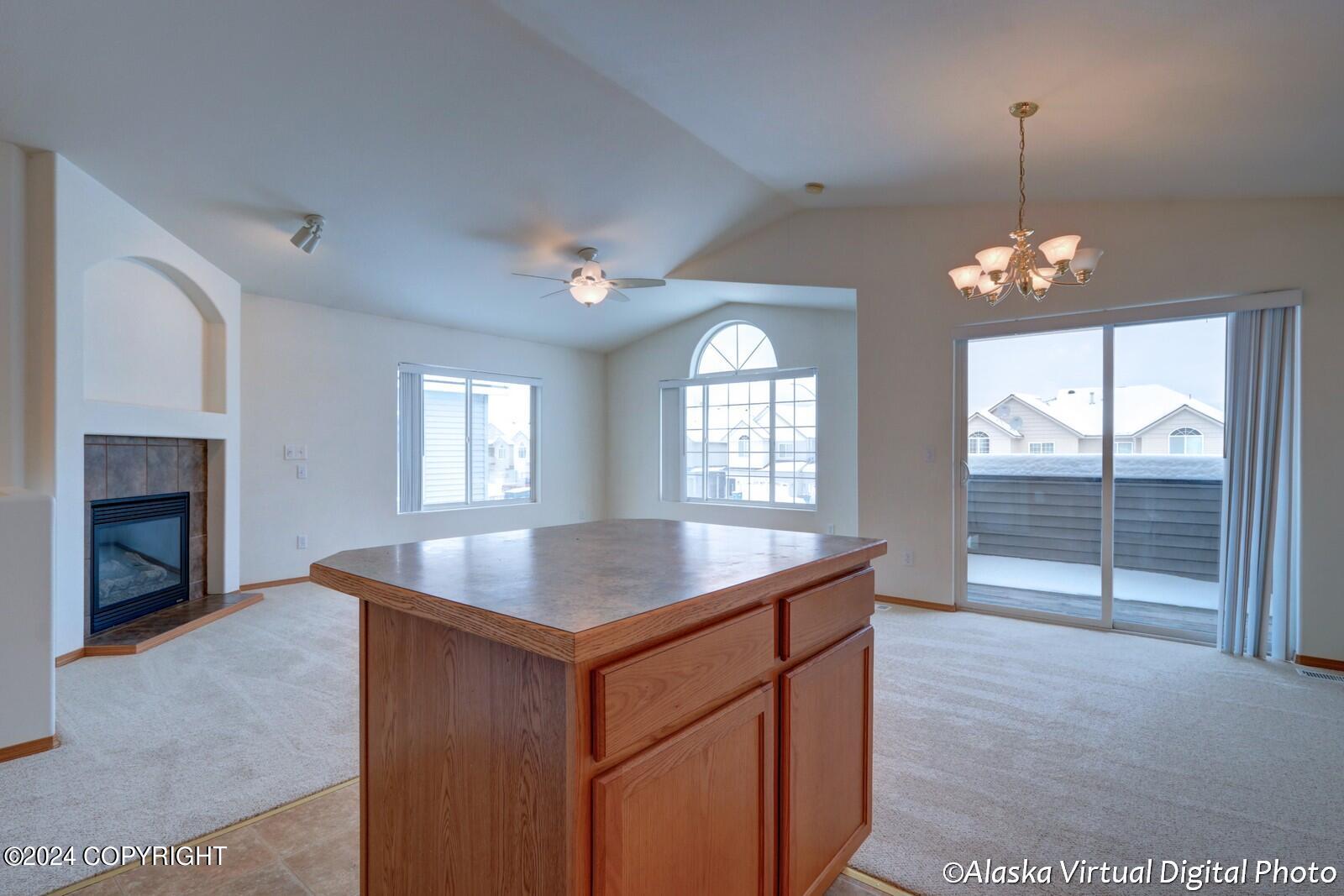 6594 Whispering Loop # B Unit: #B