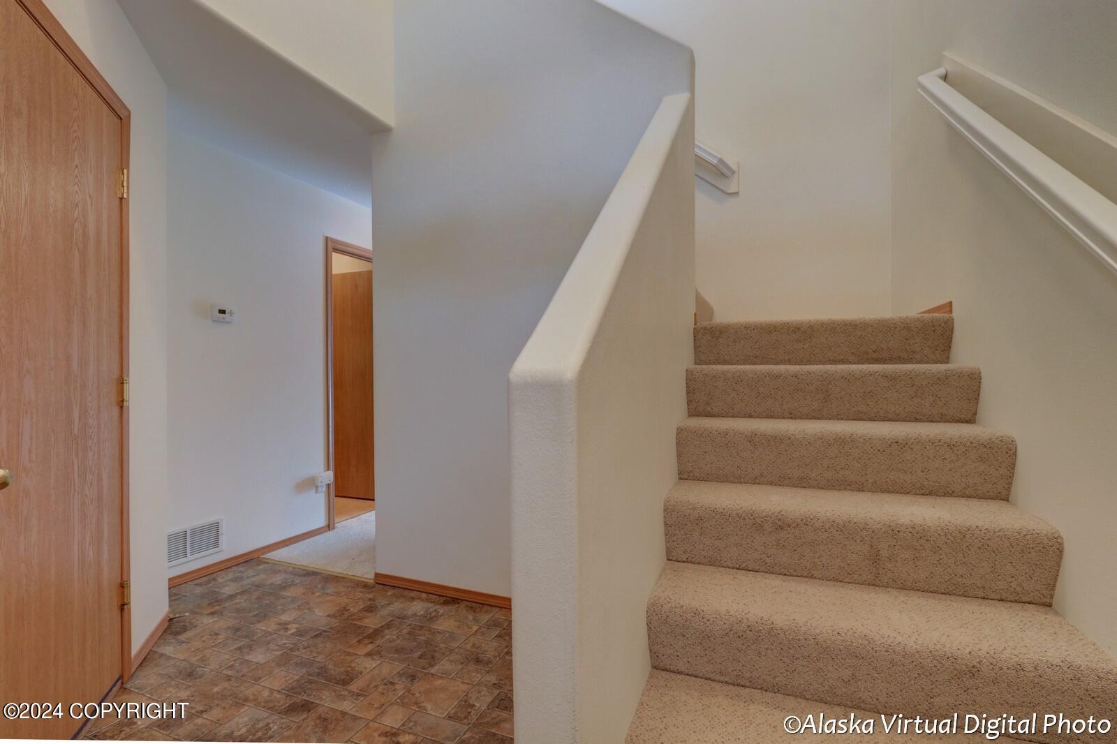 6594 Whispering Loop # B Unit: #B