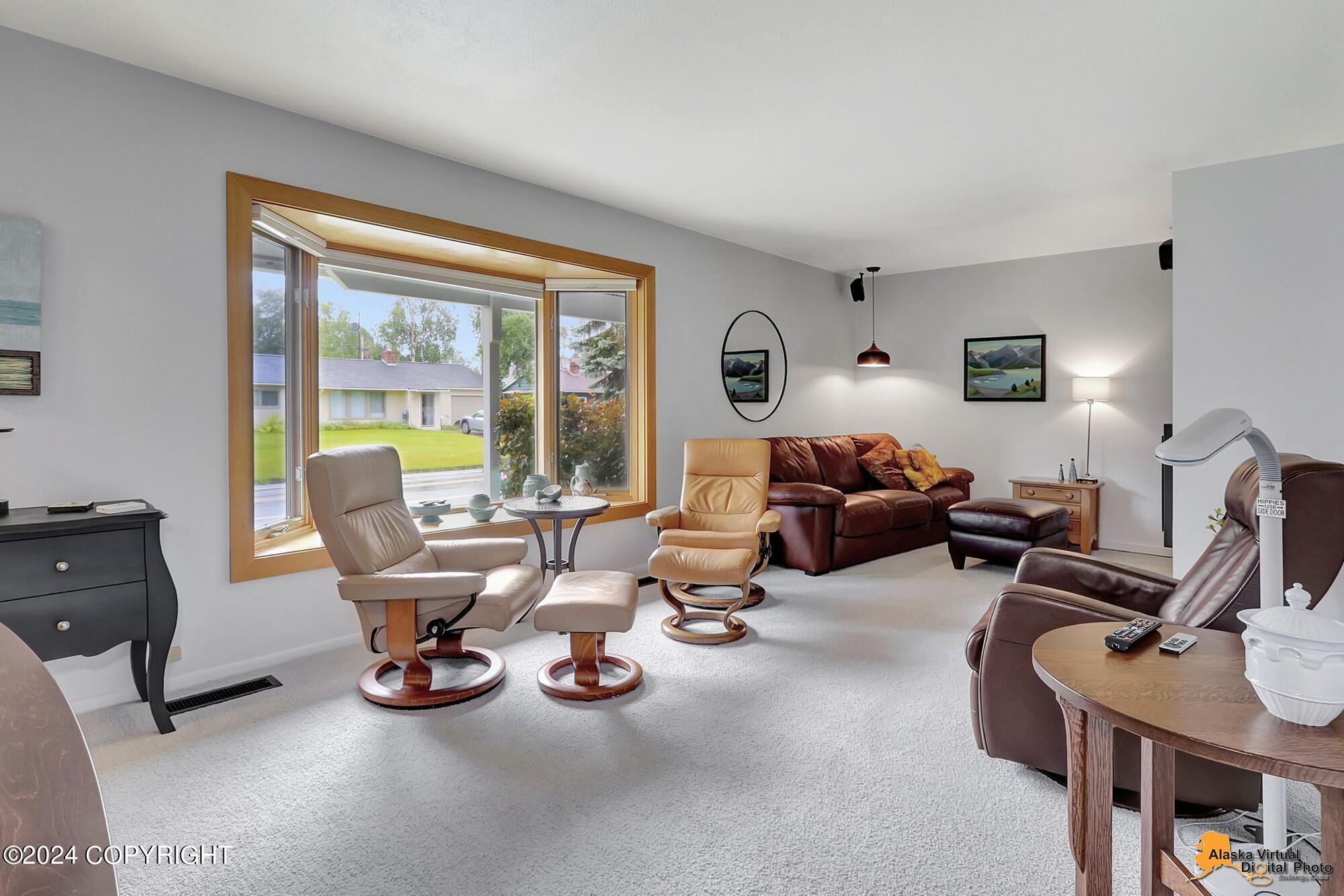 2210 Turnagain Parkway