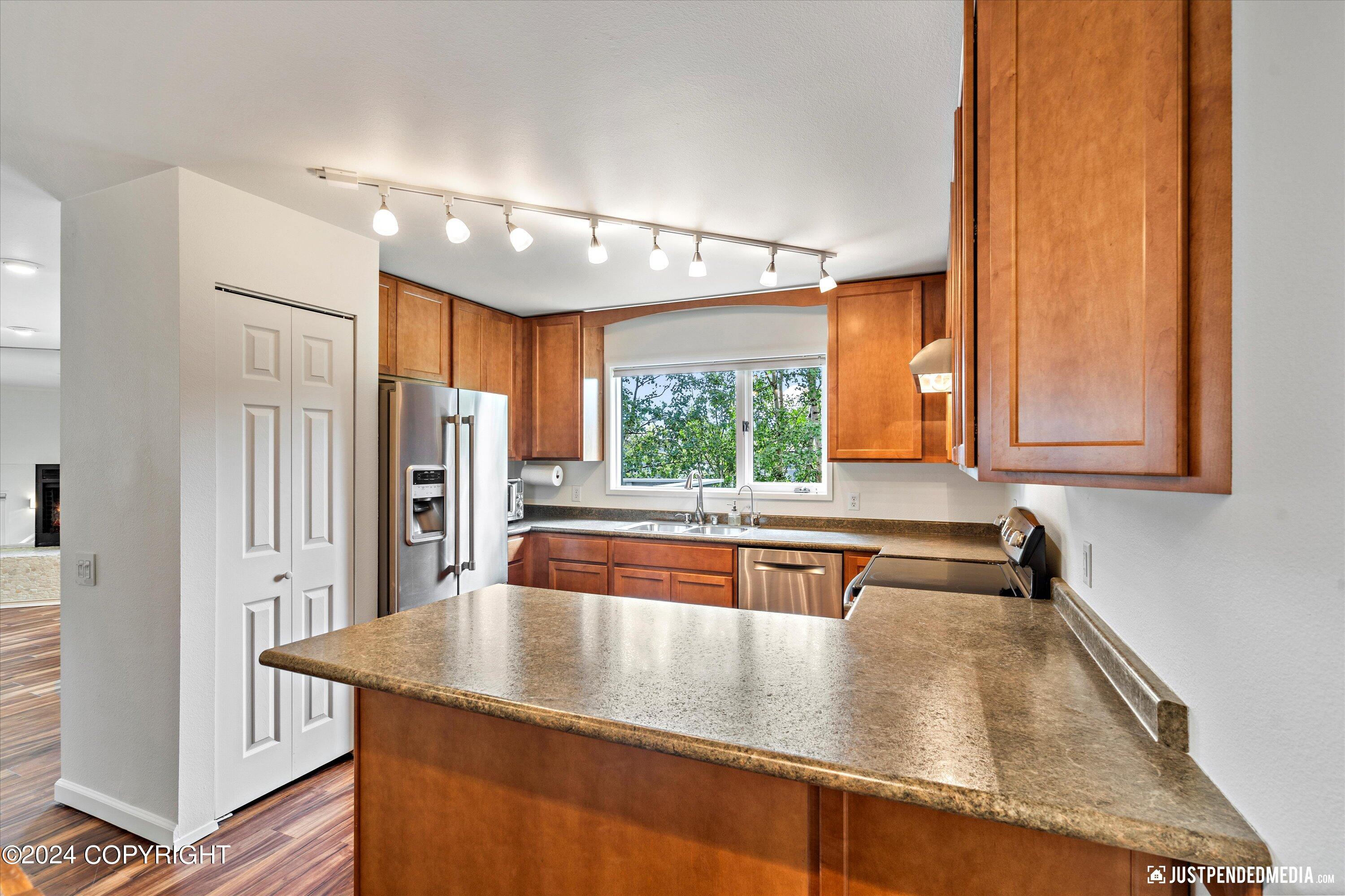 3600 W 41st Avenue