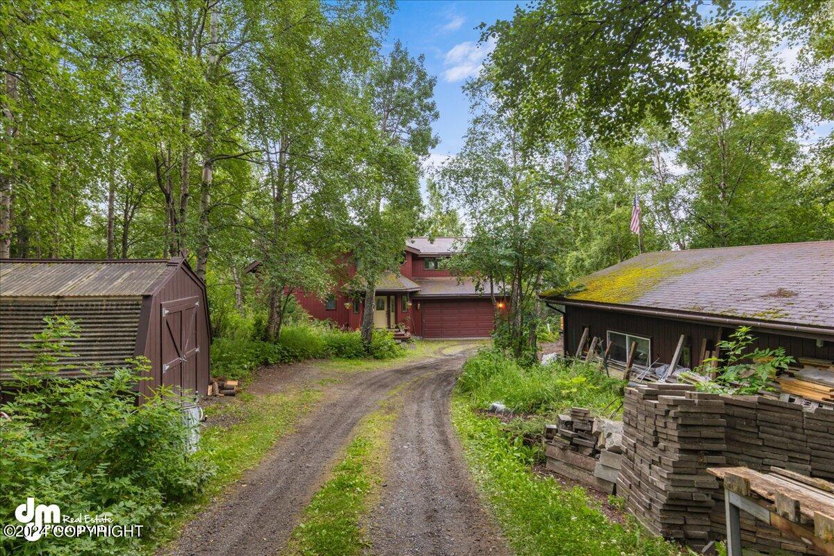 5920 De Armoun Road
