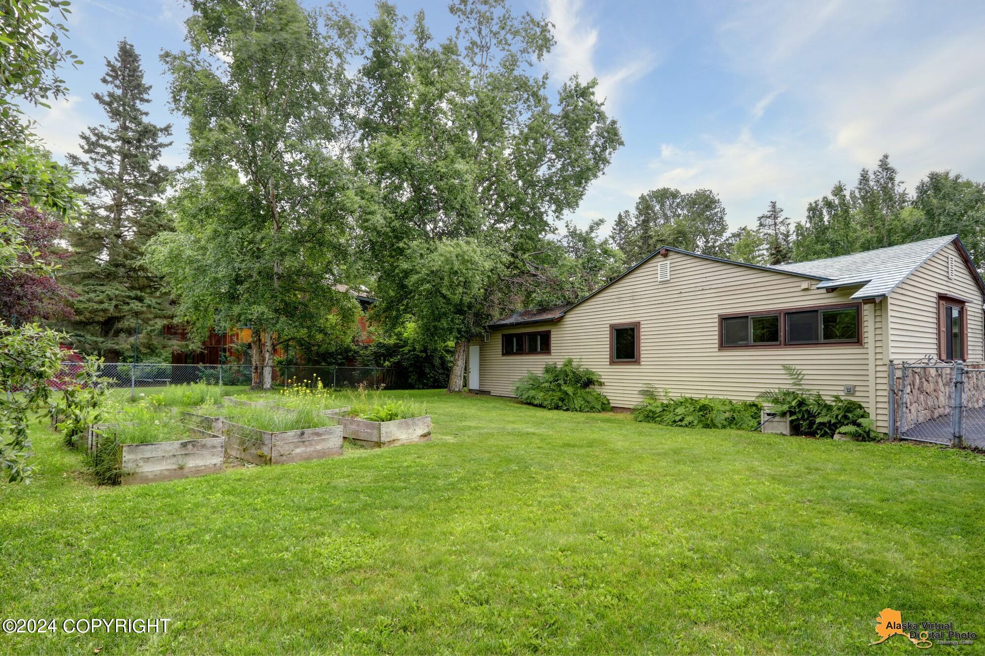 1835 Bootleggers Cove