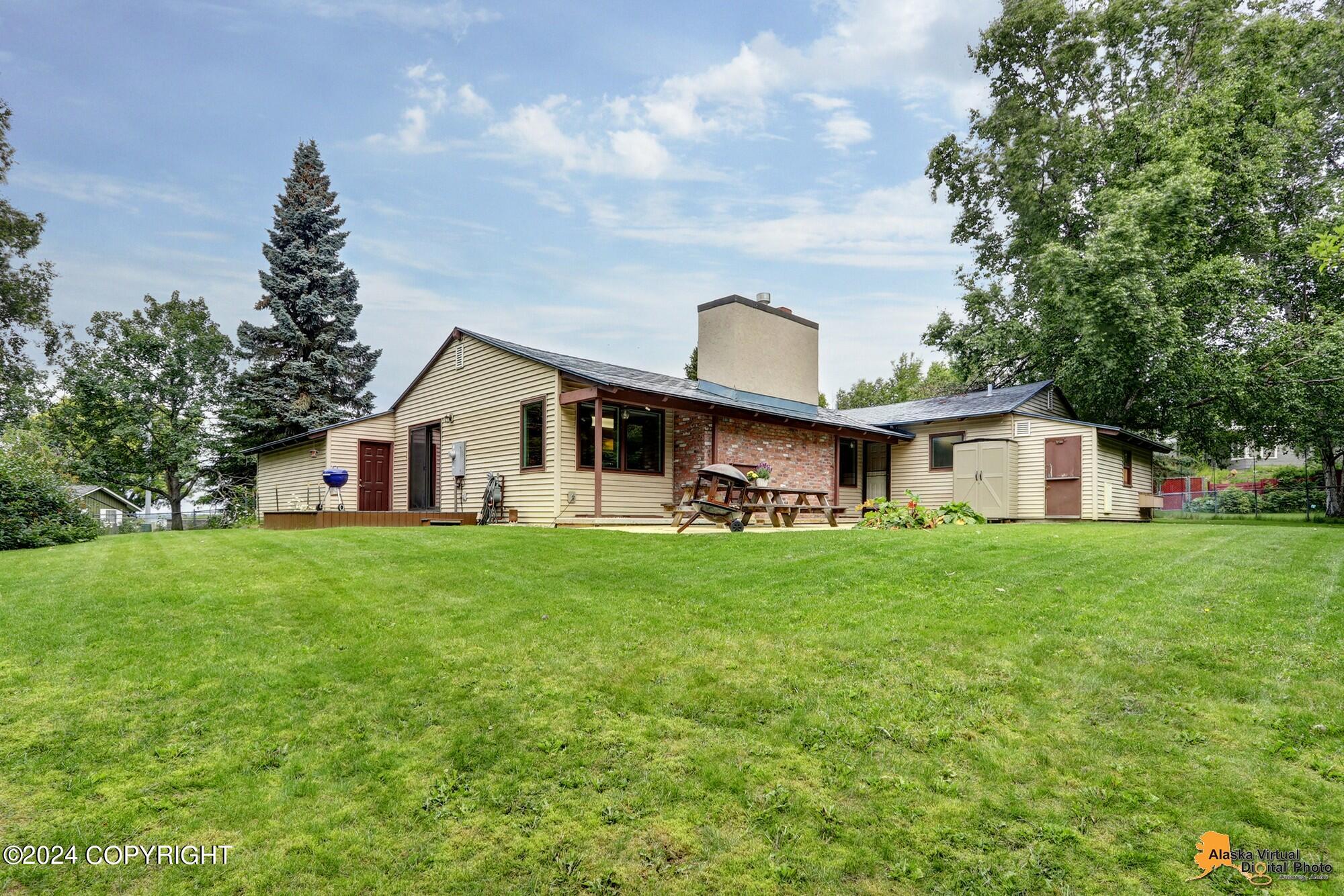 1835 Bootleggers Cove