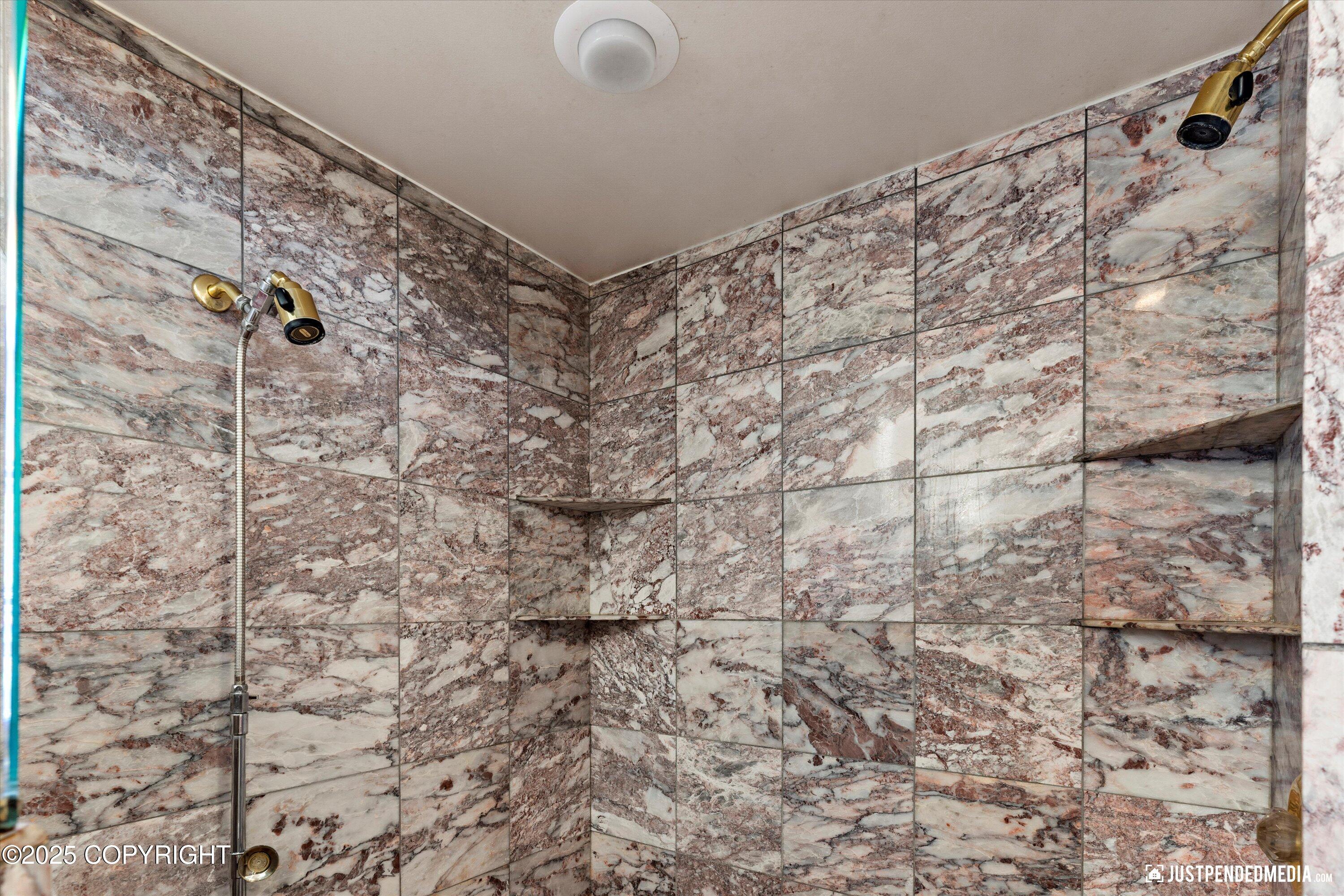 4901 Hartman Circle