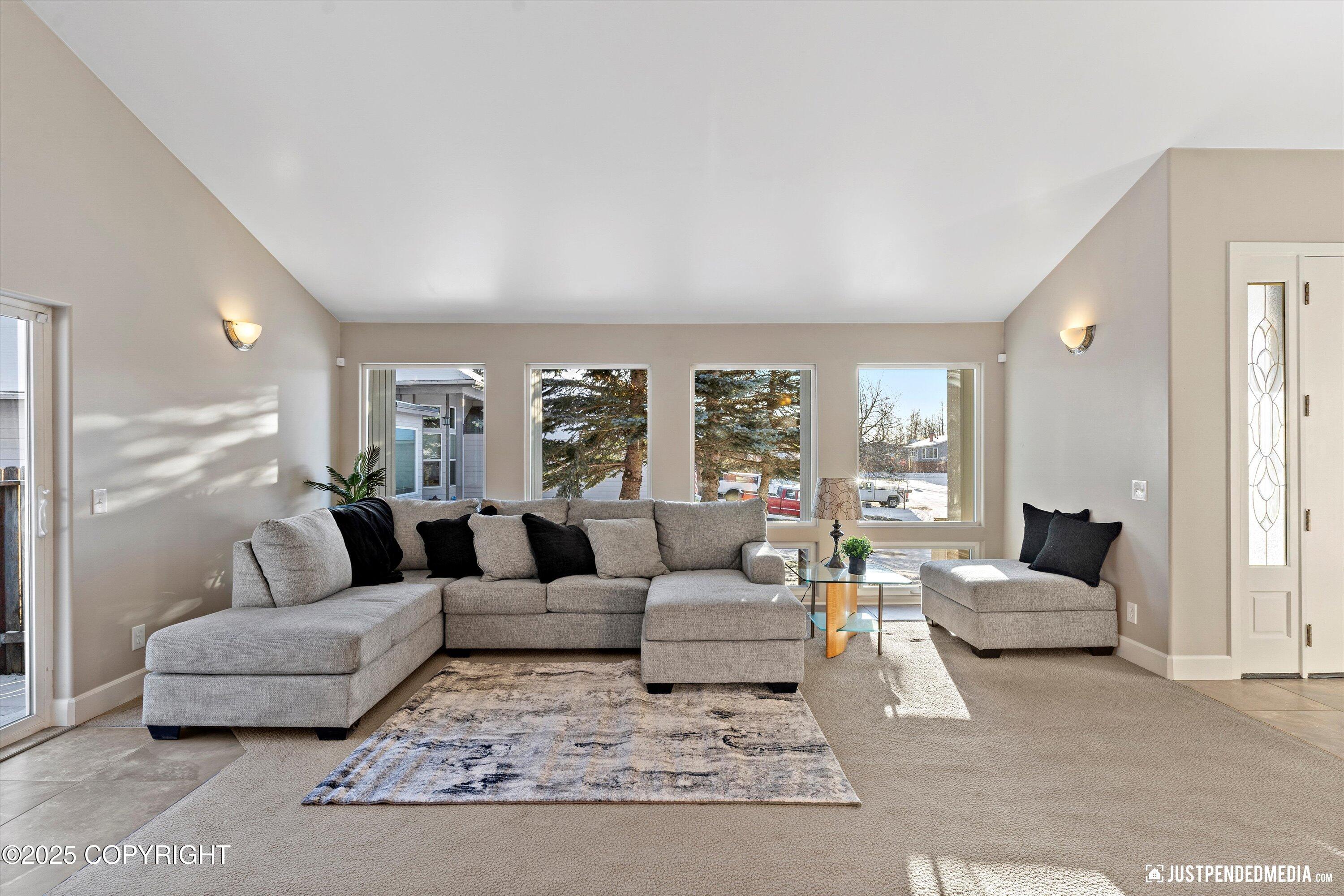 4901 Hartman Circle