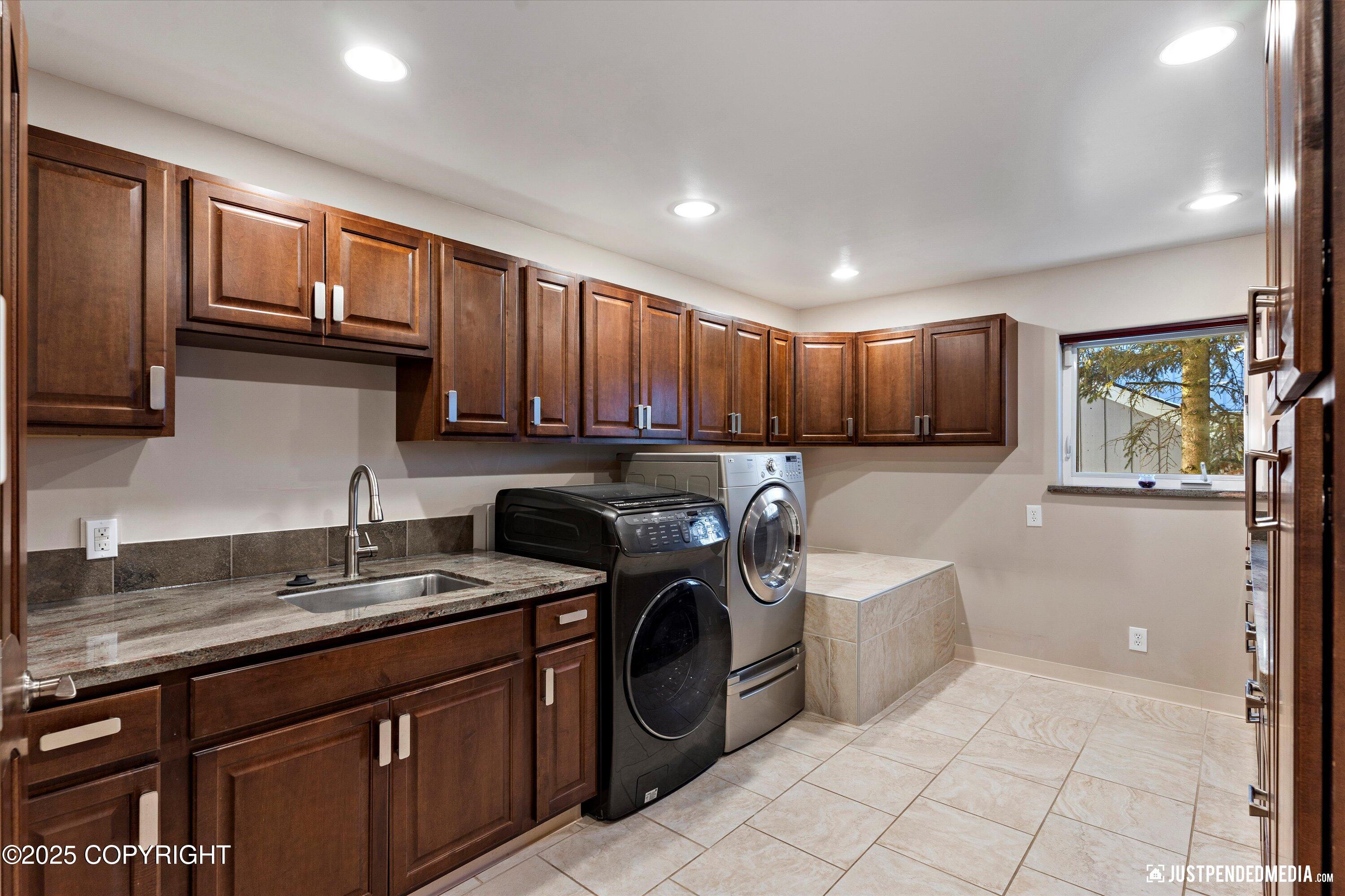 4901 Hartman Circle