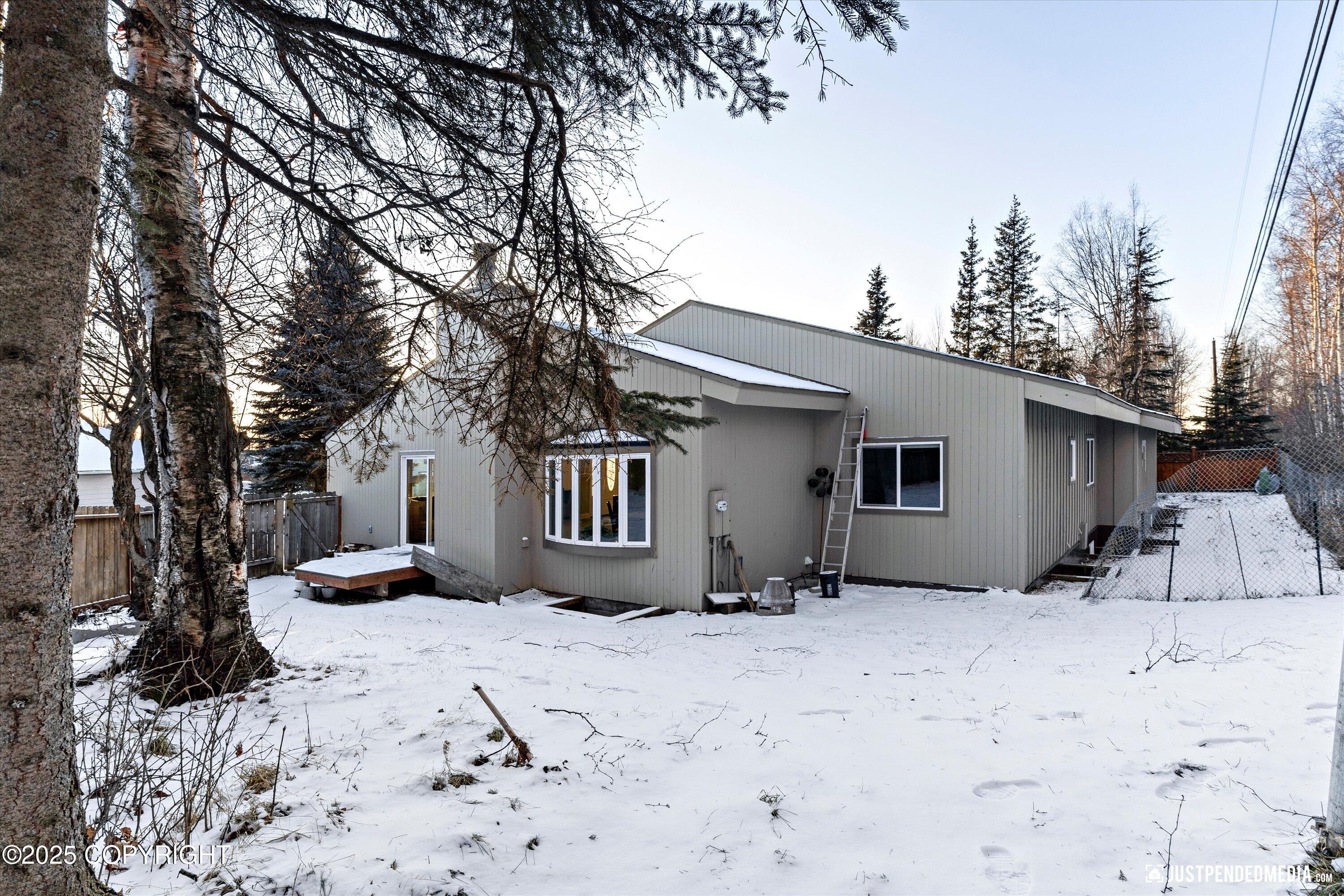 4901 Hartman Circle