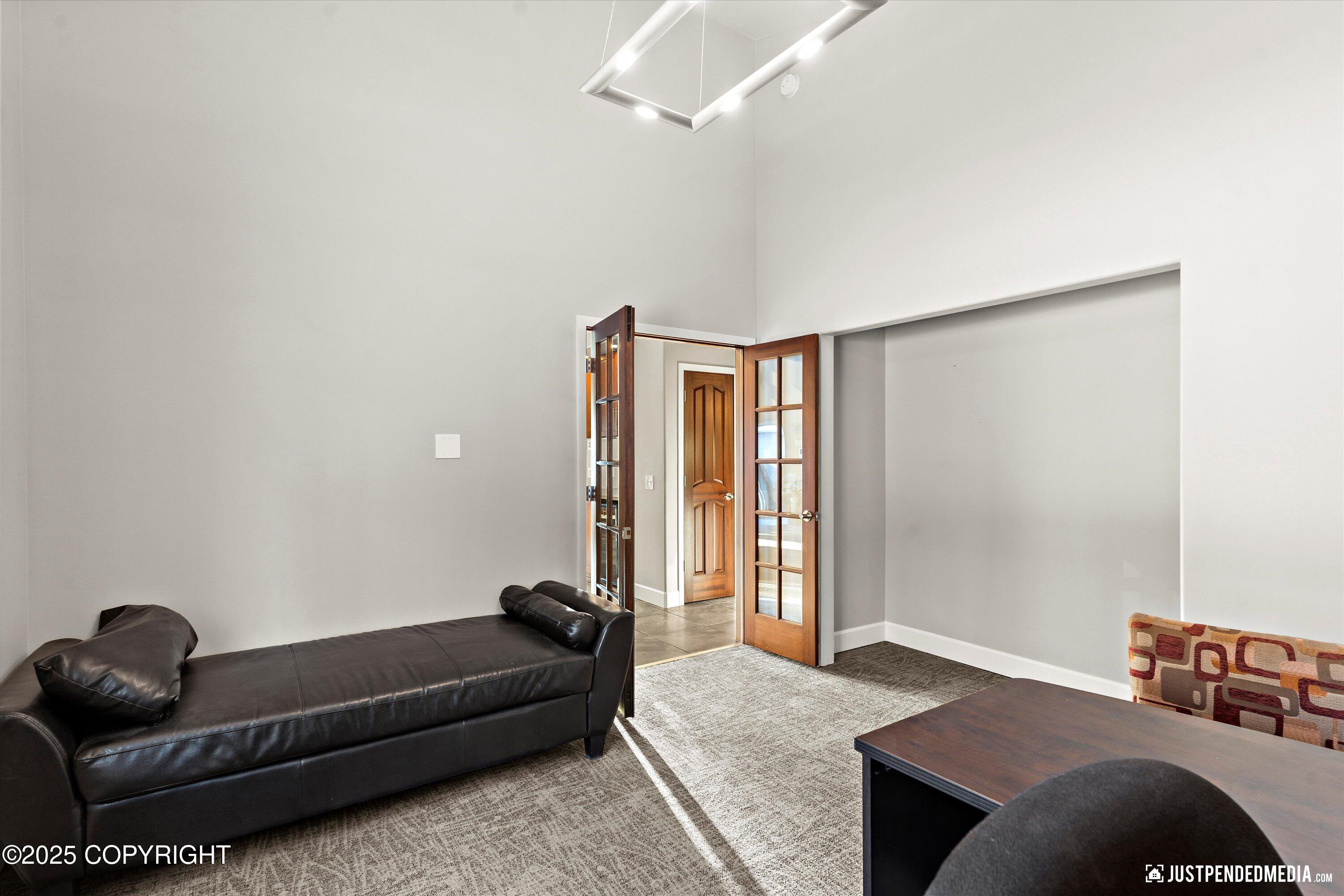 4901 Hartman Circle