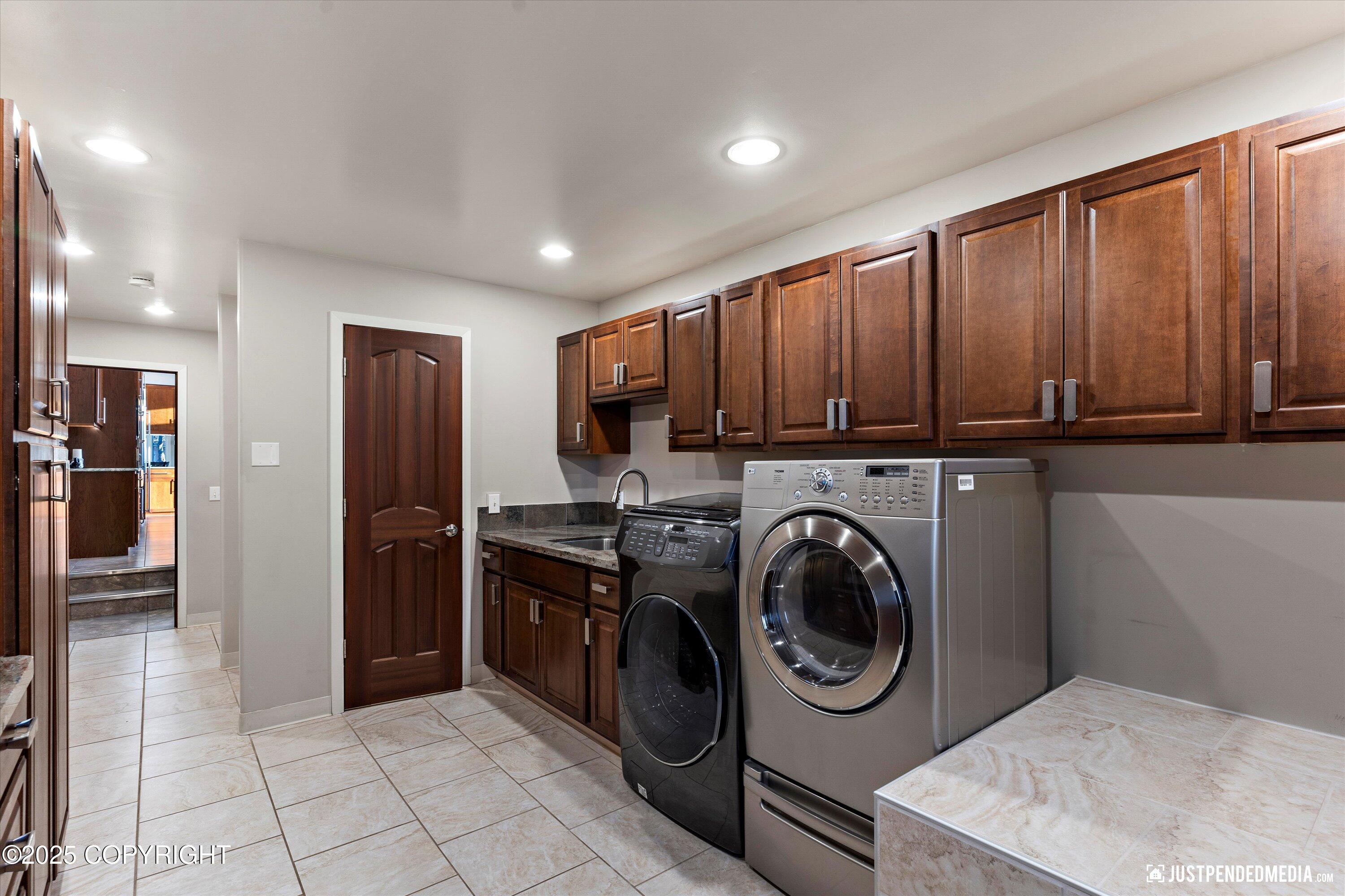 4901 Hartman Circle