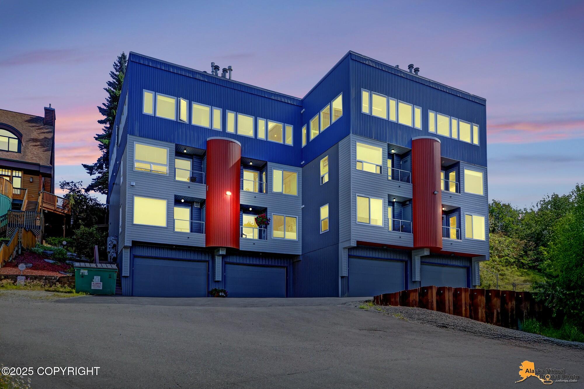 1130 W 6th Avenue # 2 Unit: #2