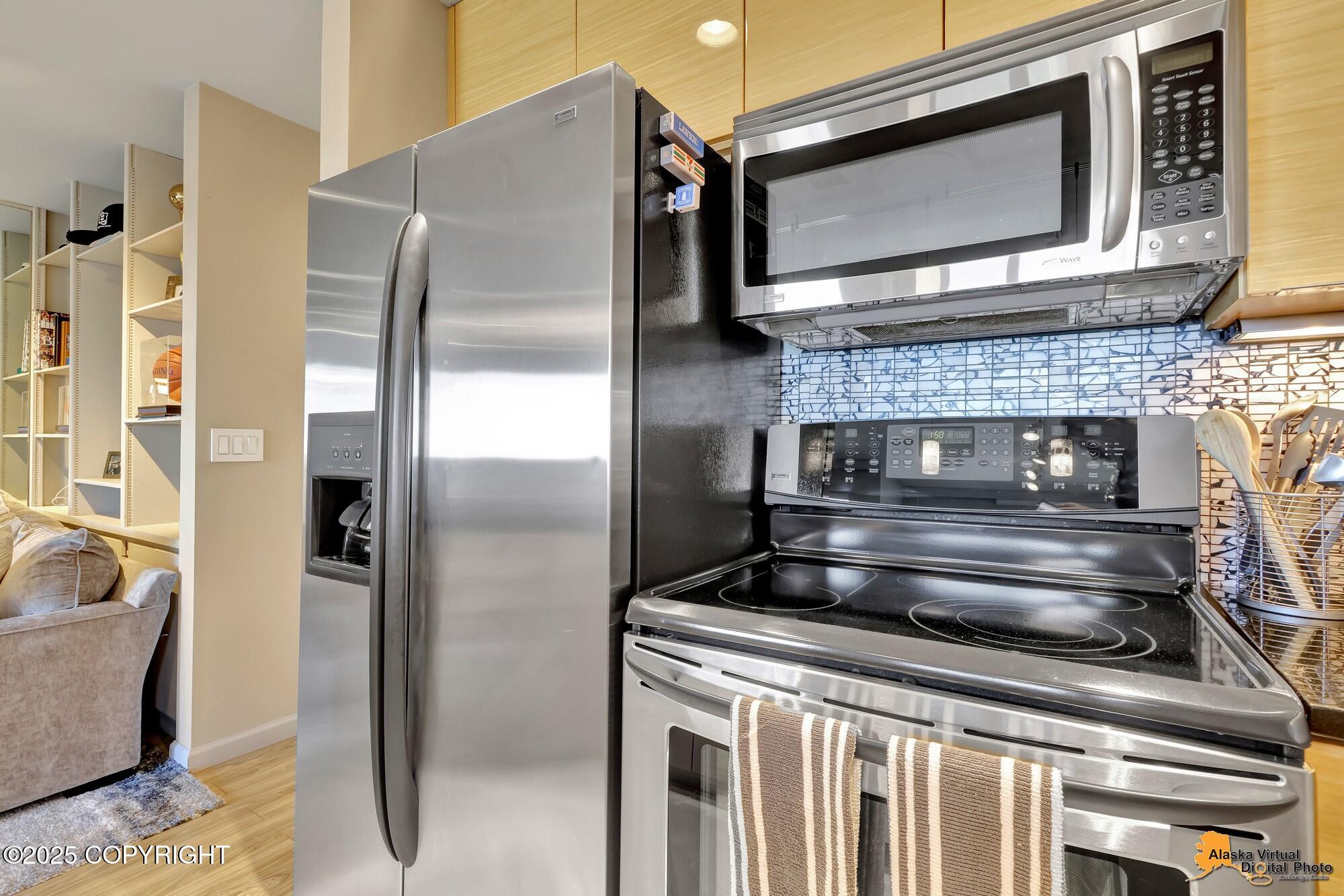 1130 W 6th Avenue # 2 Unit: #2