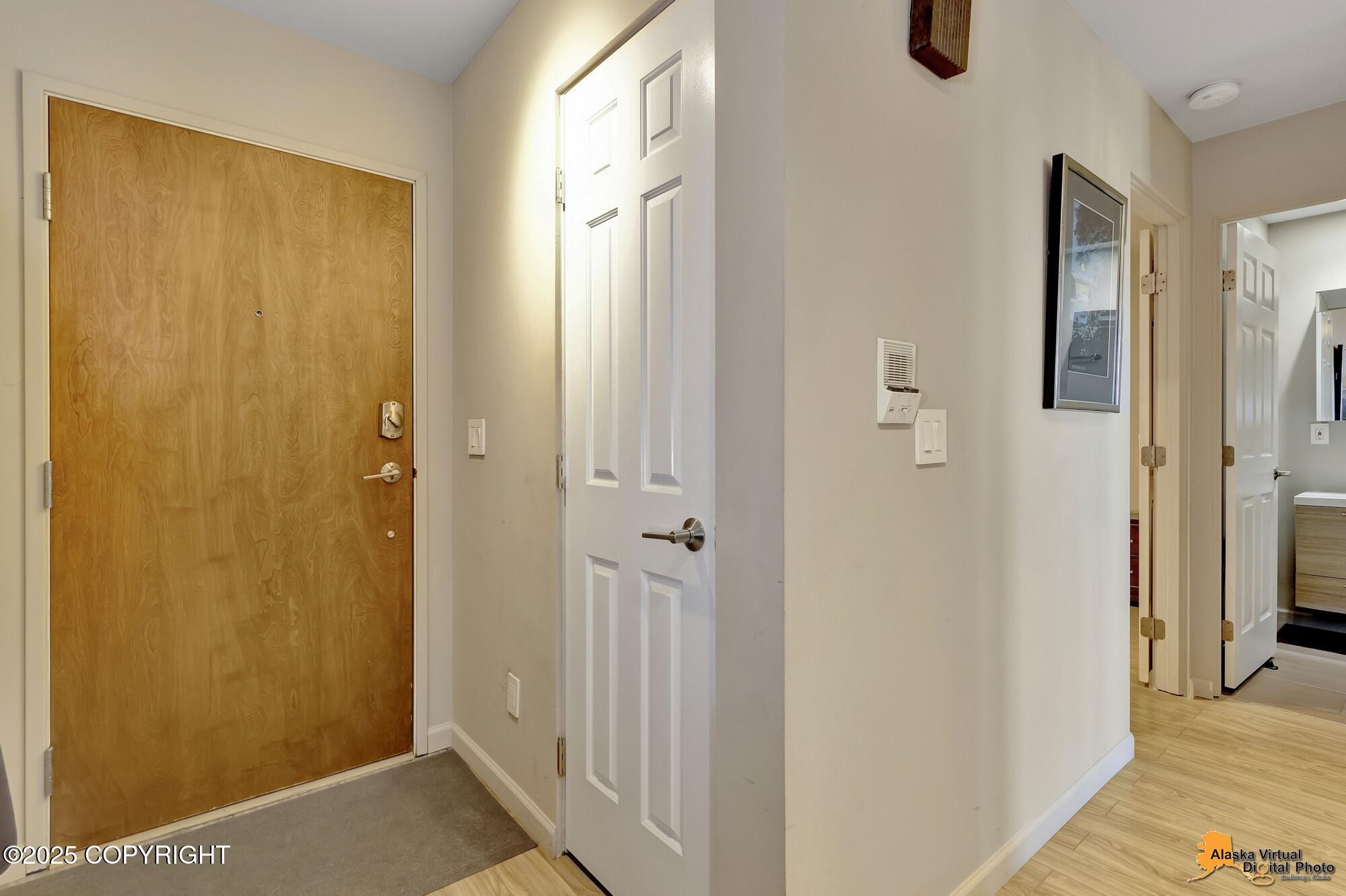 1130 W 6th Avenue # 2 Unit: #2