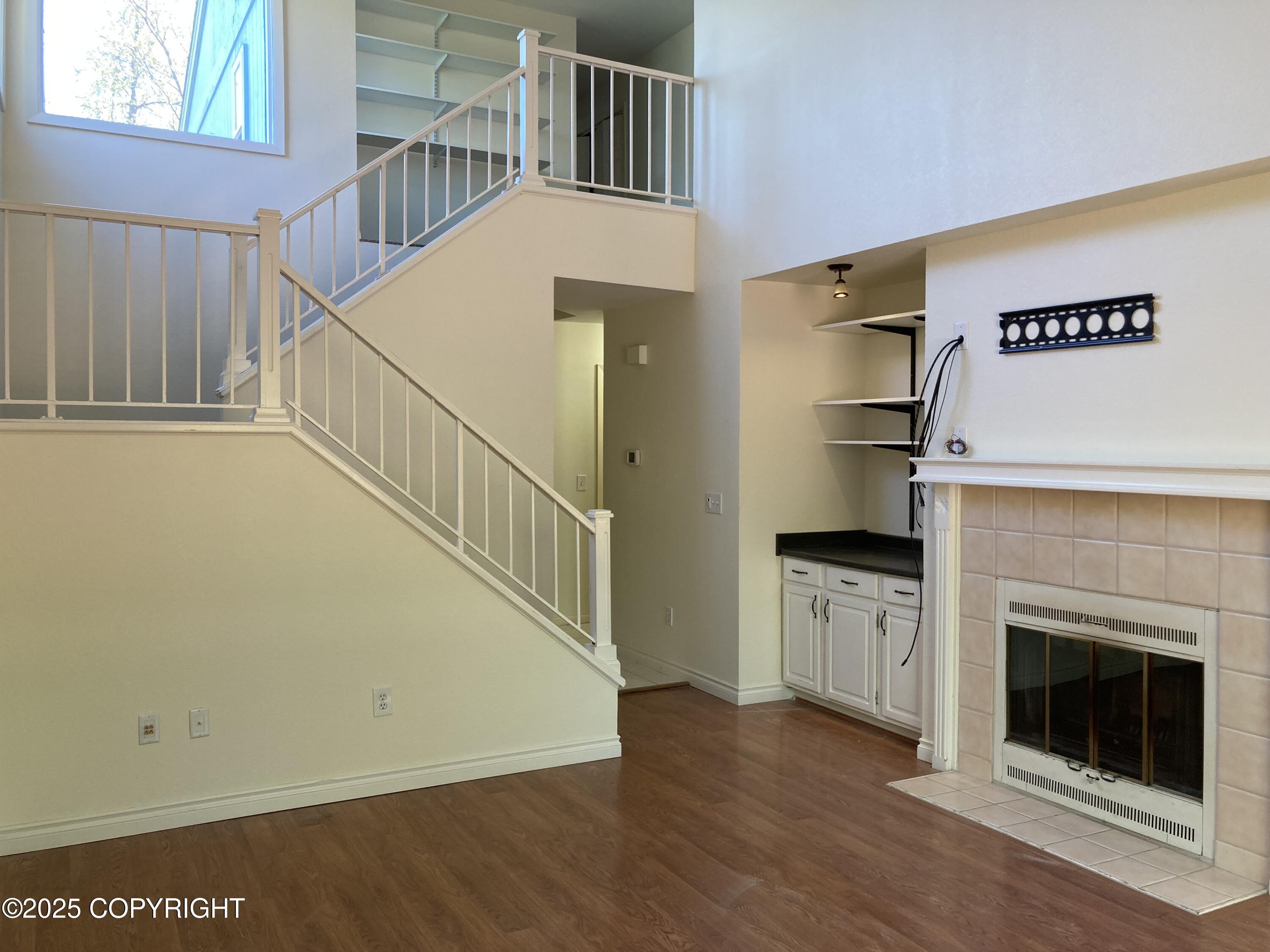 1907 Parkview Circle