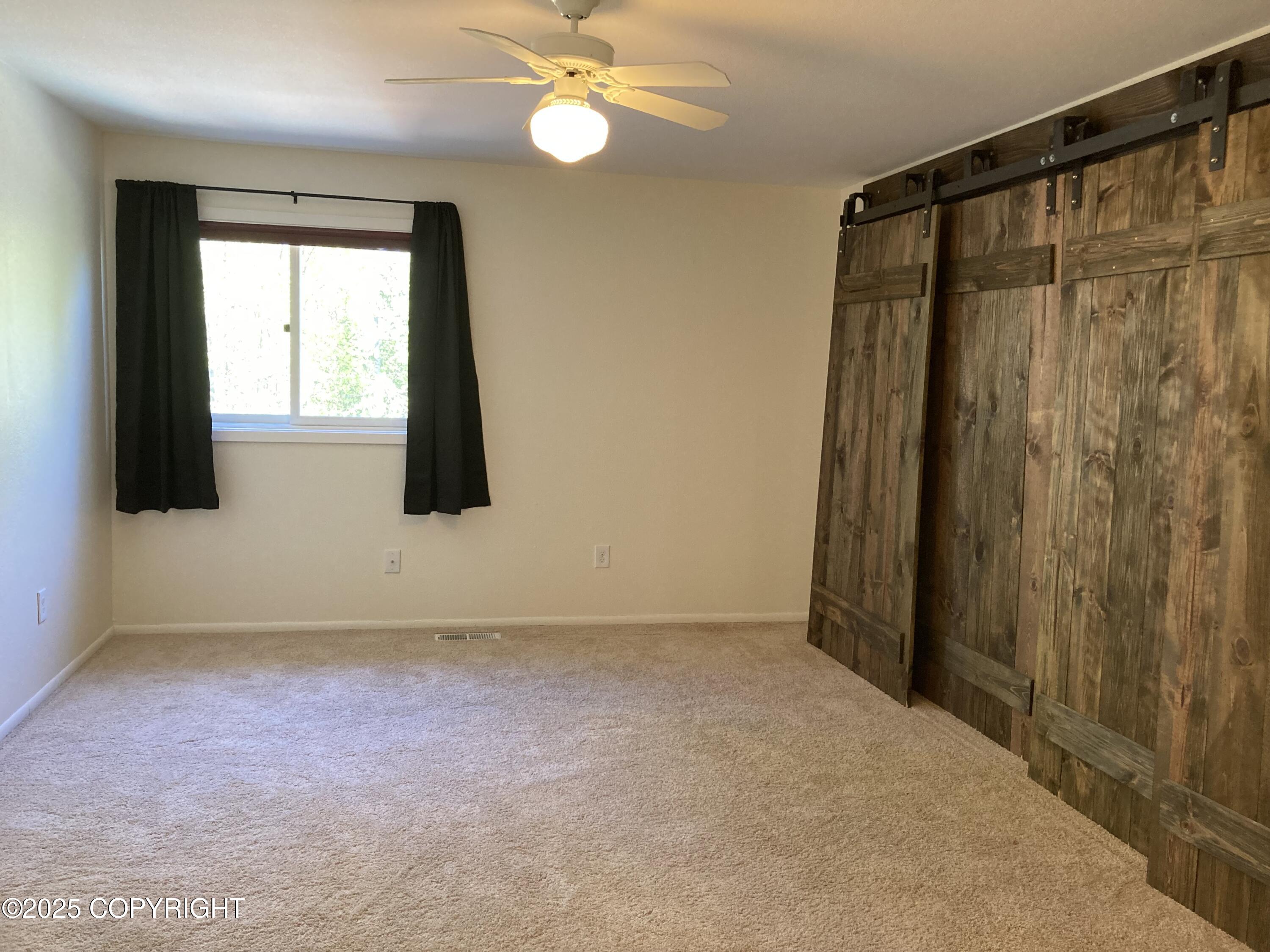 1907 Parkview Circle