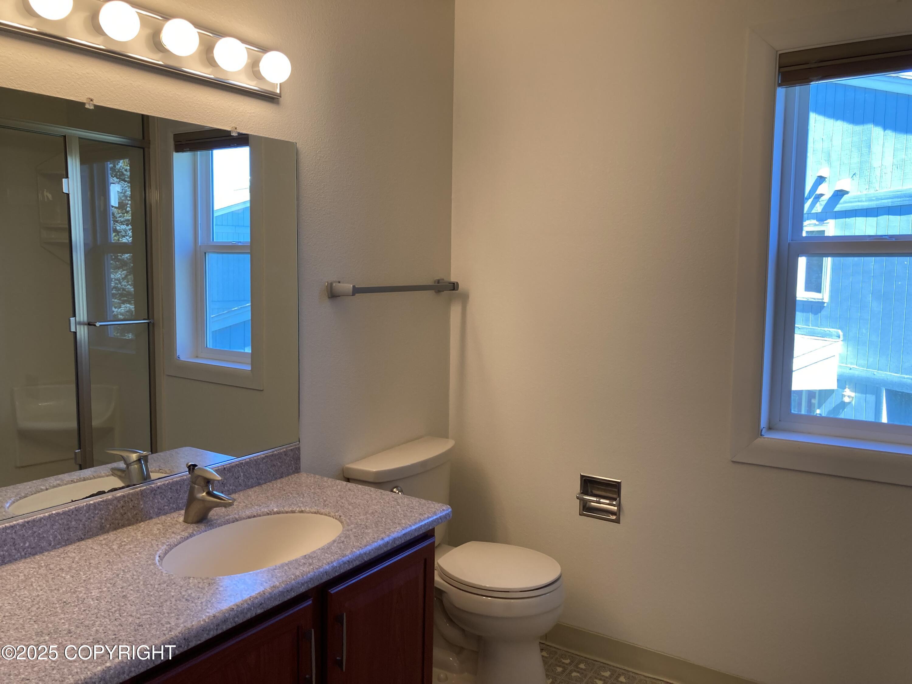 1907 Parkview Circle