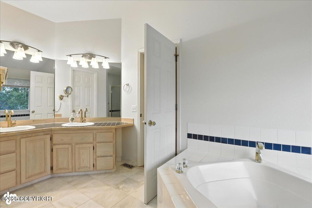 3345 Lake Park Circle