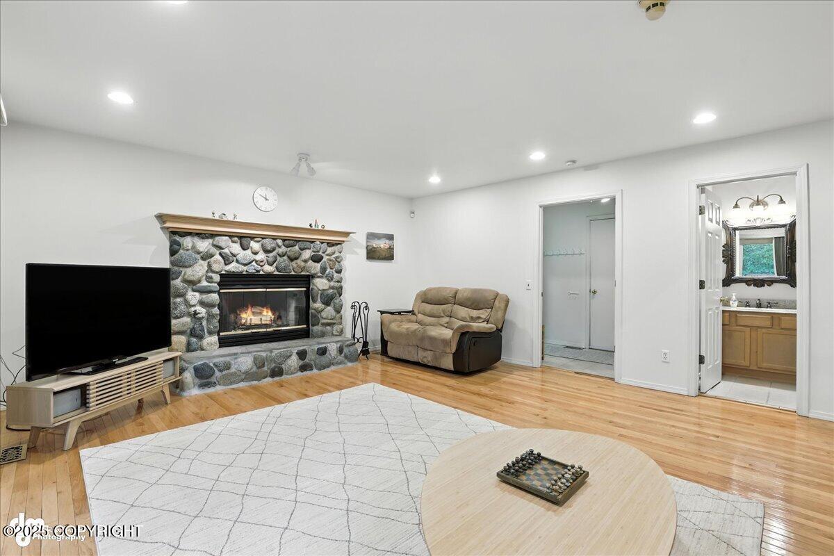 3345 Lake Park Circle