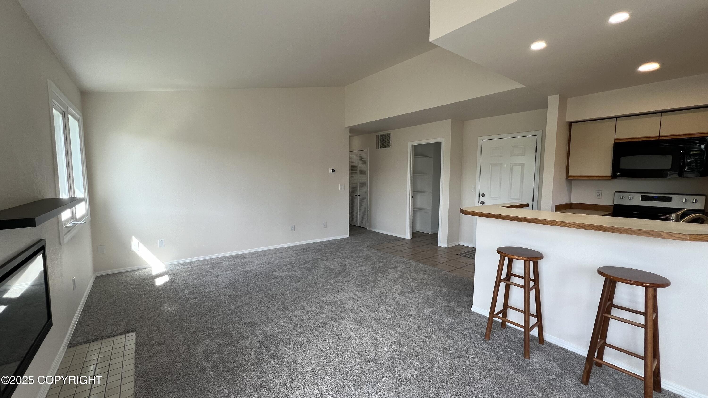 3425 Lakeshore Drive # 7 Unit: #7