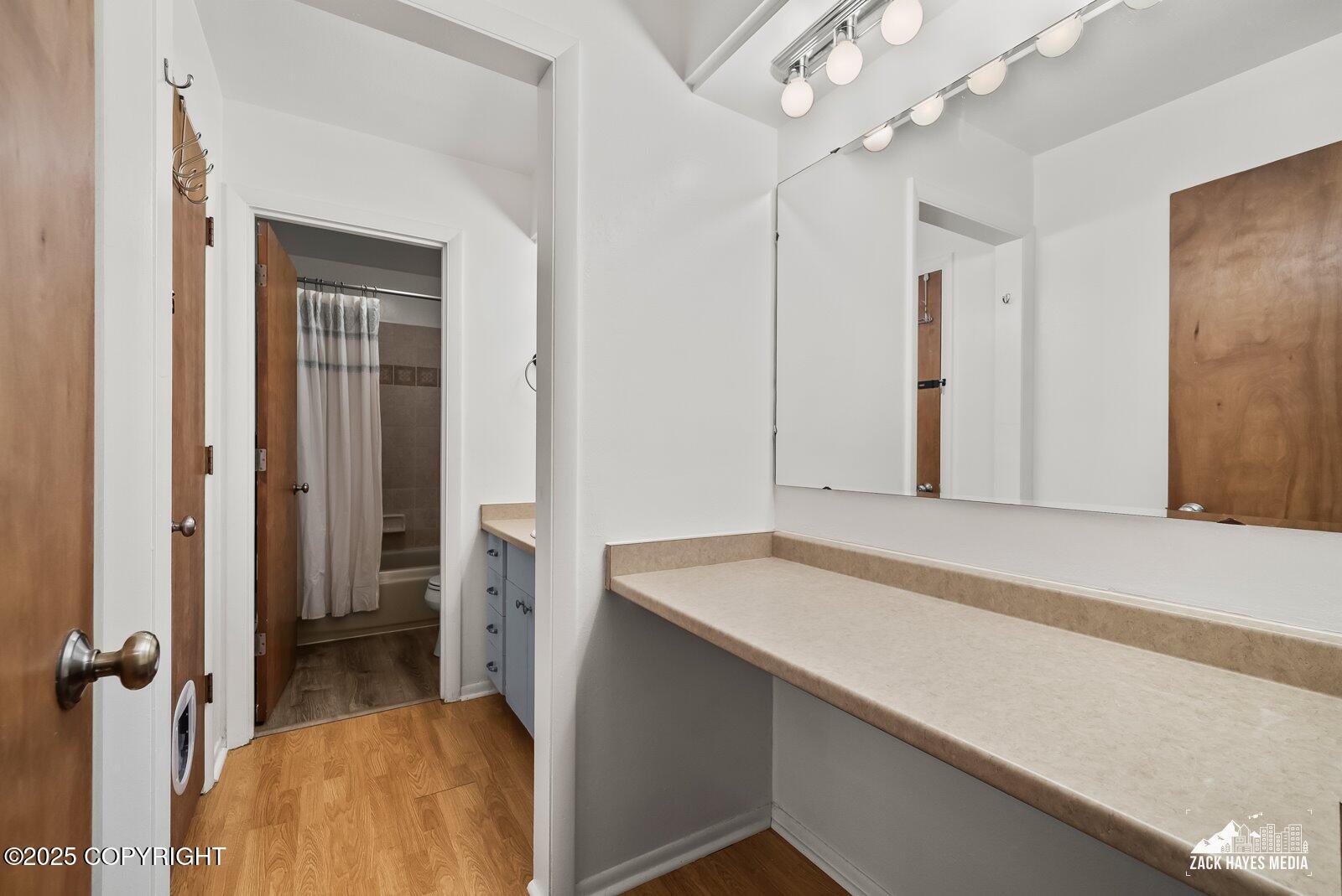 4838 Bryn Mawr Court # 4 Unit: #4