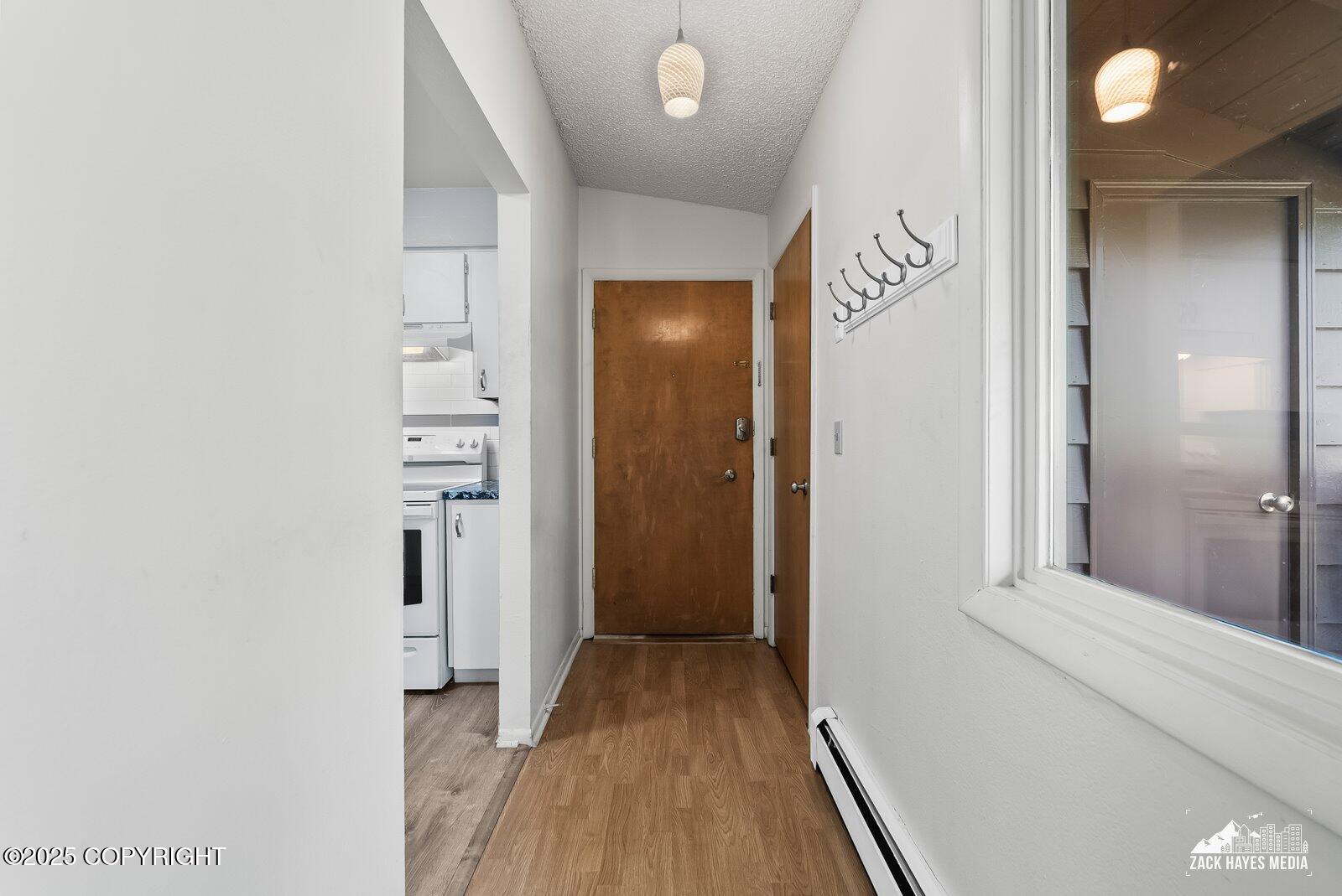 4838 Bryn Mawr Court # 4 Unit: #4