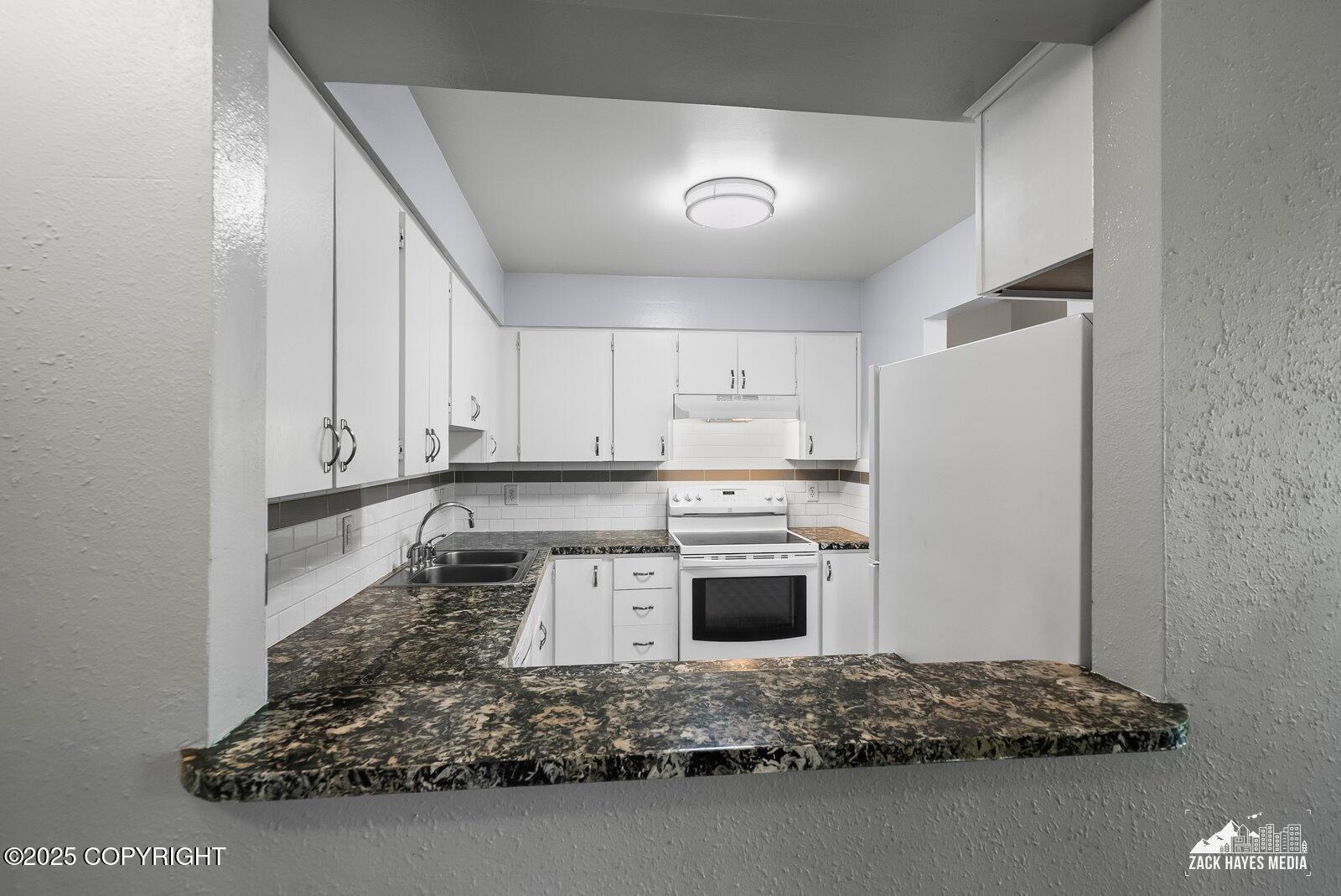 4838 Bryn Mawr Court # 4 Unit: #4