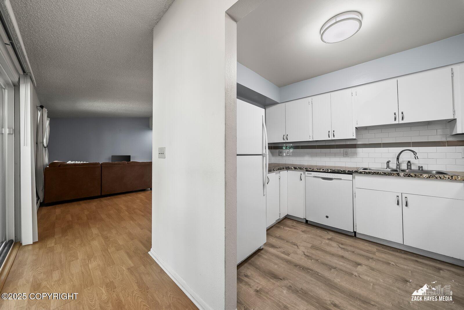 4838 Bryn Mawr Court # 4 Unit: #4