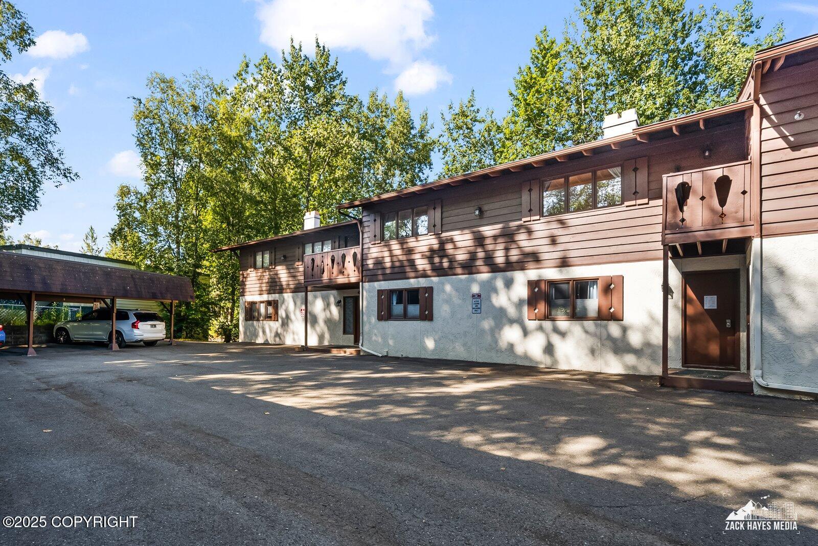 4838 Bryn Mawr Court # 4 Unit: #4