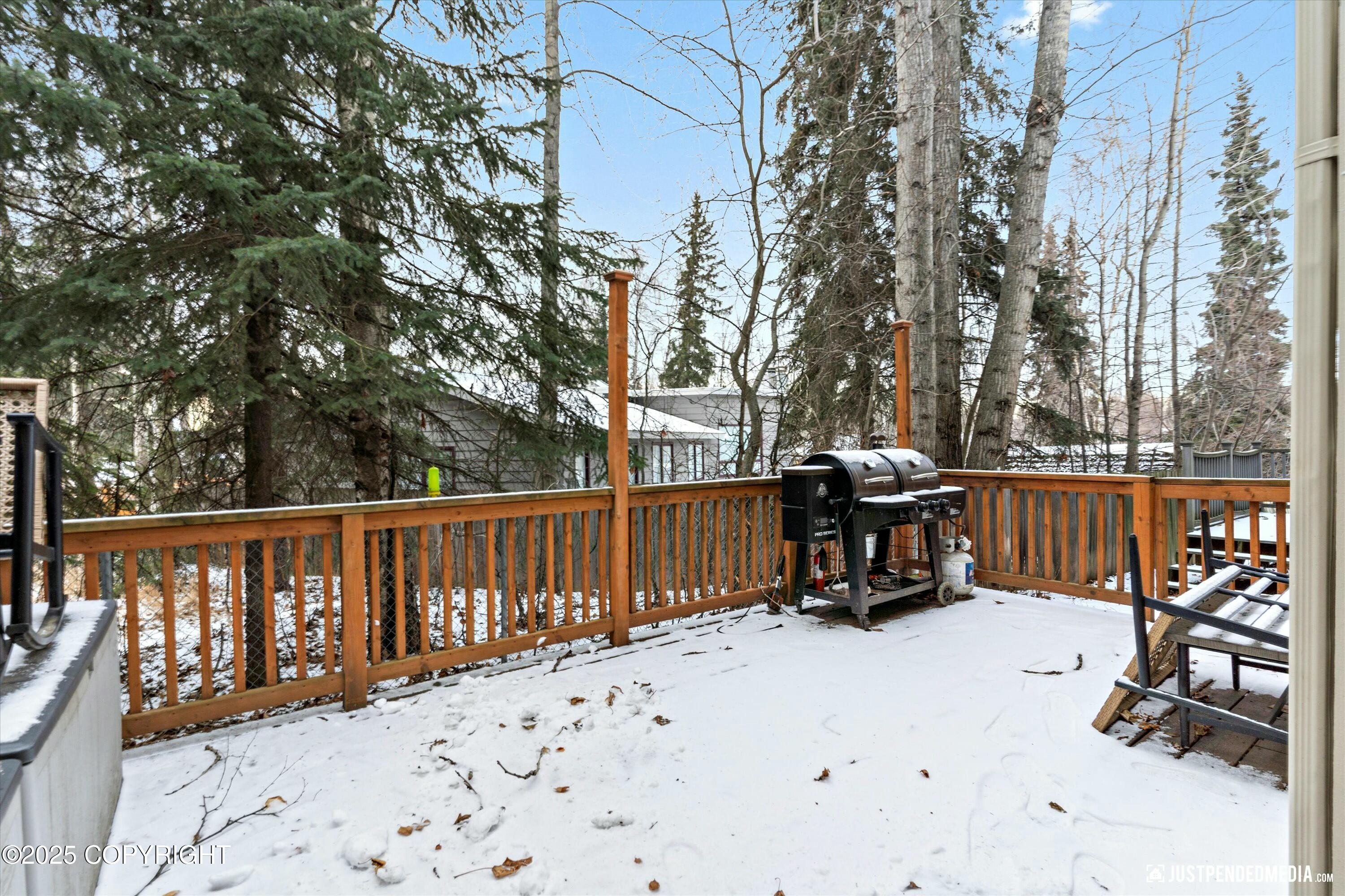 610 E 76th Avenue # 3 Unit: #3