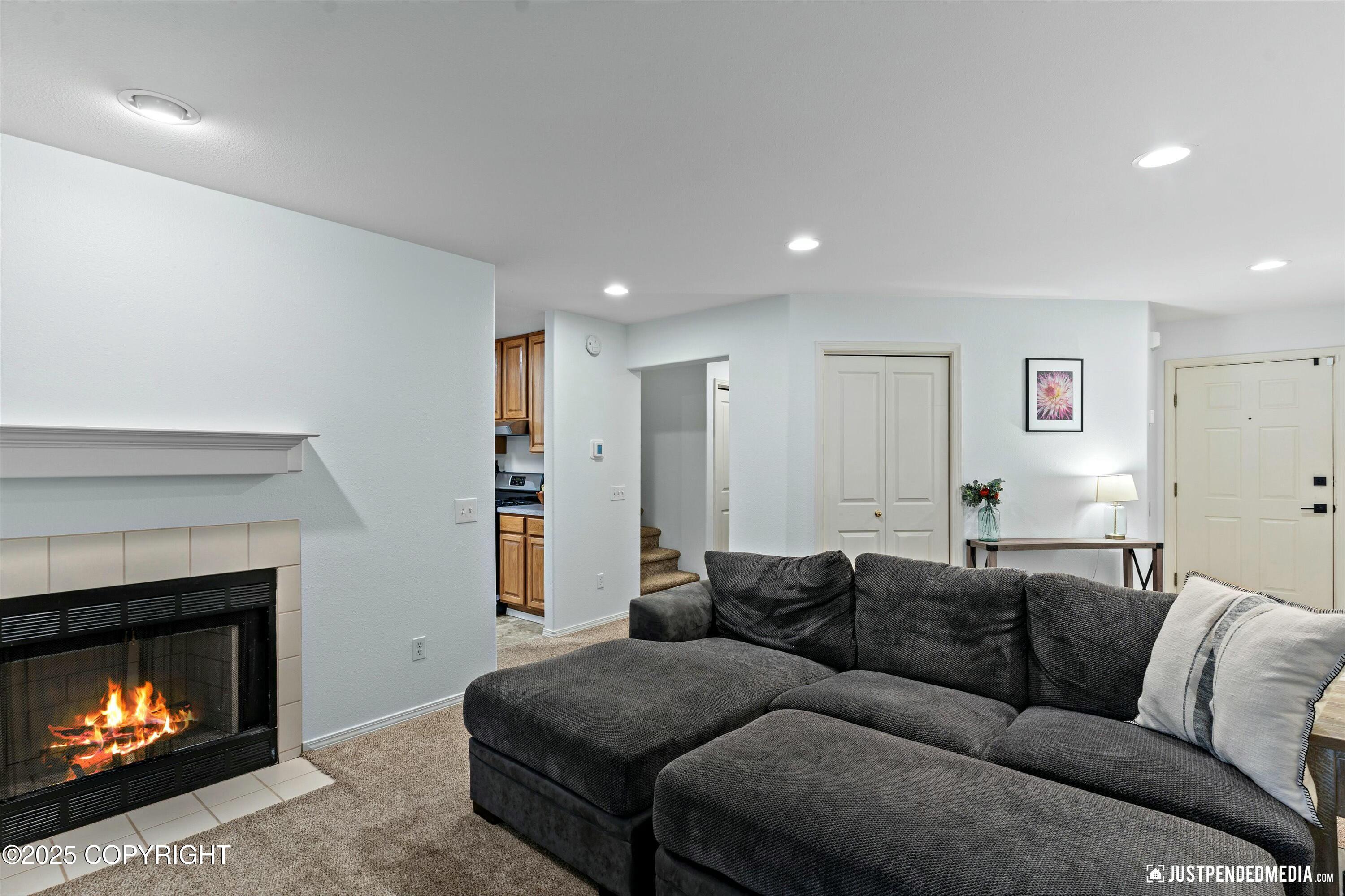 610 E 76th Avenue # 3 Unit: #3