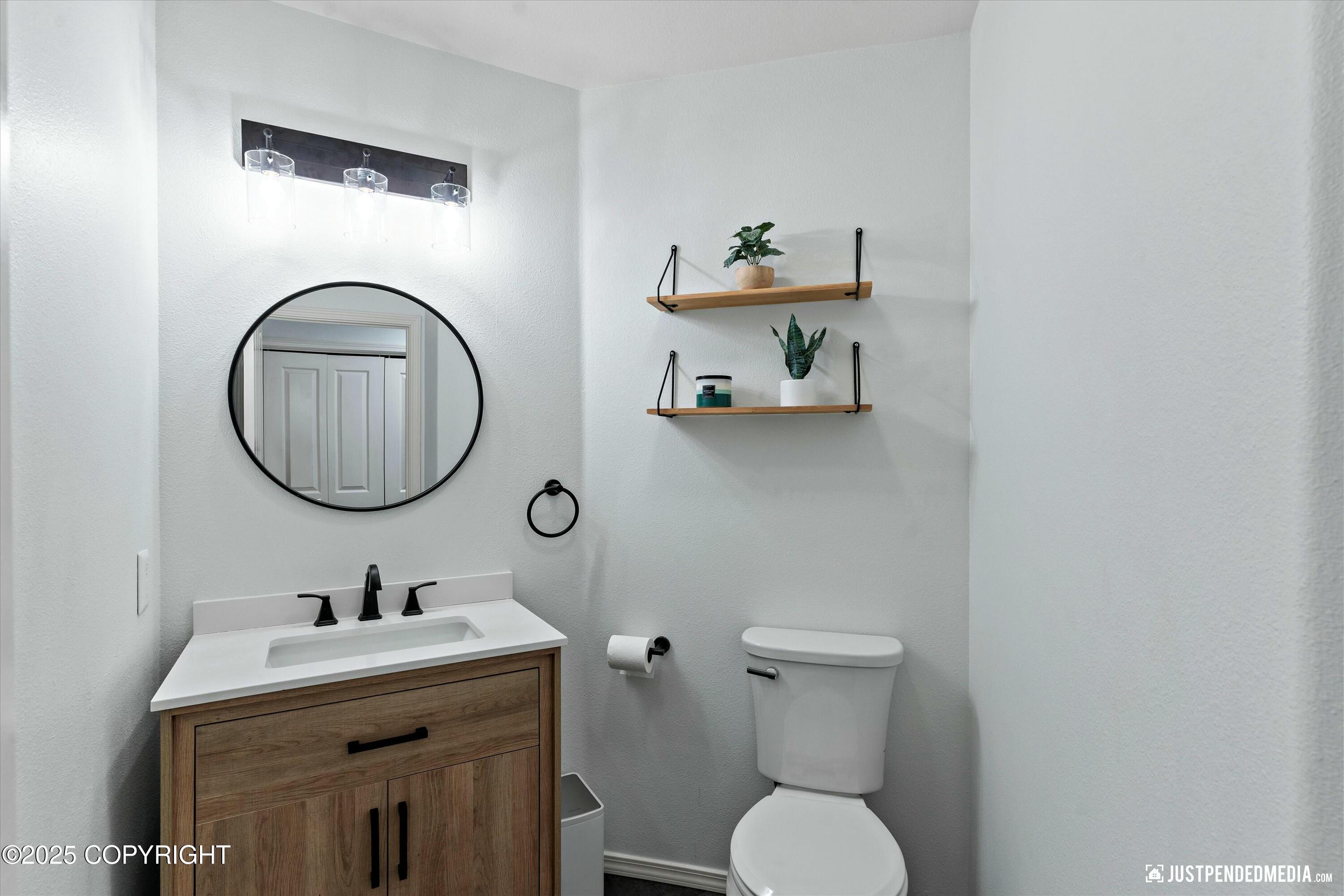 610 E 76th Avenue # 3 Unit: #3