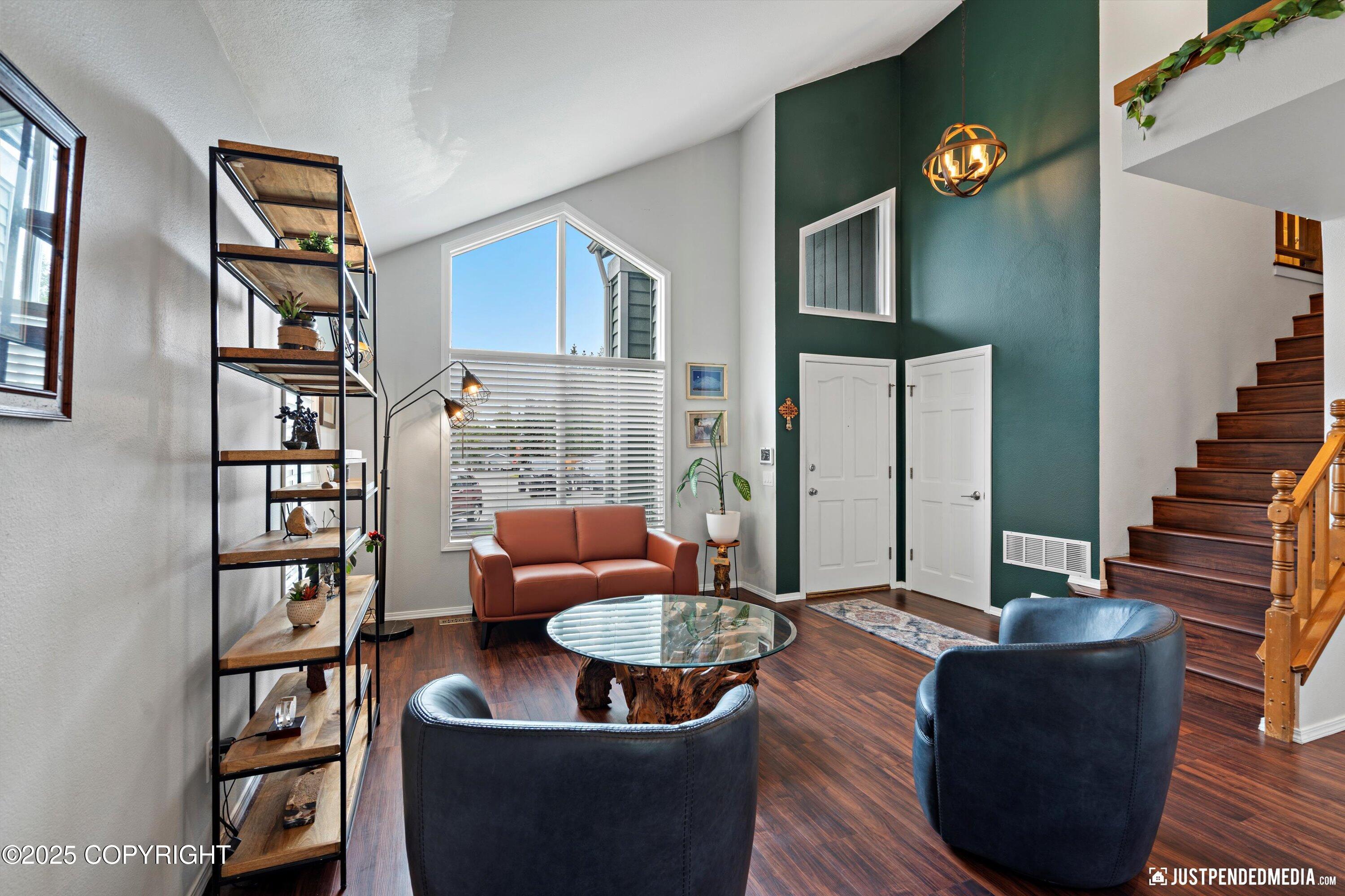 9170 Chipwood Circle