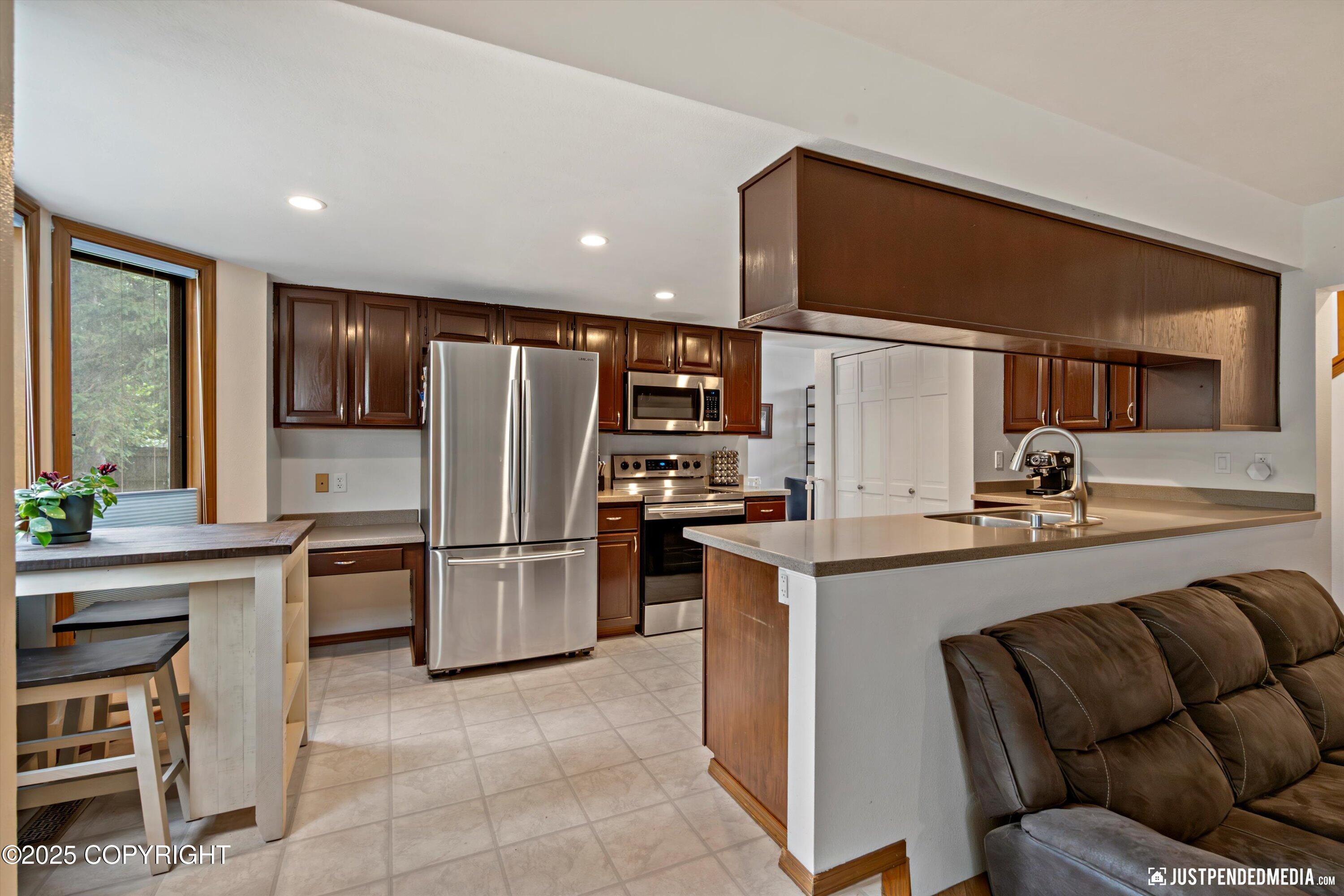 9170 Chipwood Circle