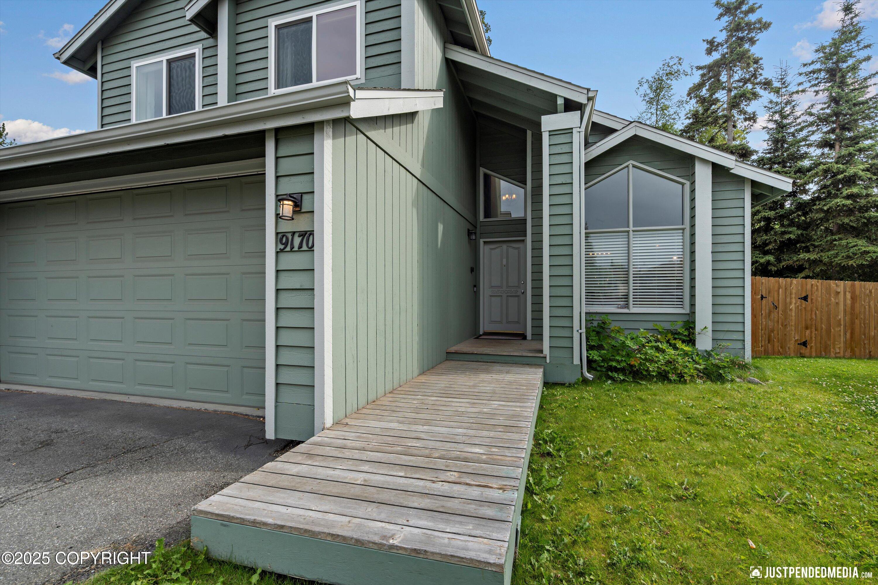 9170 Chipwood Circle