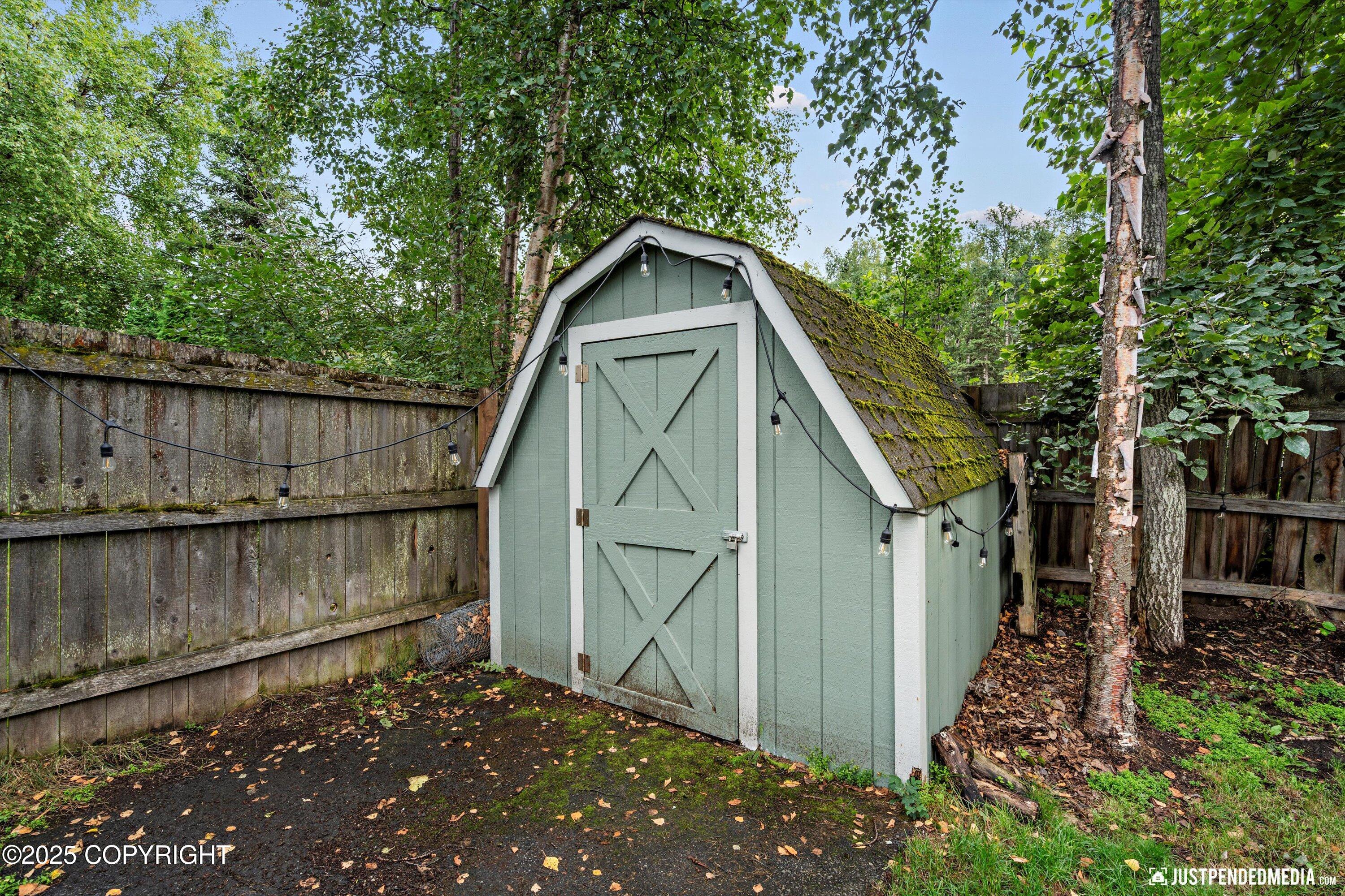 9170 Chipwood Circle