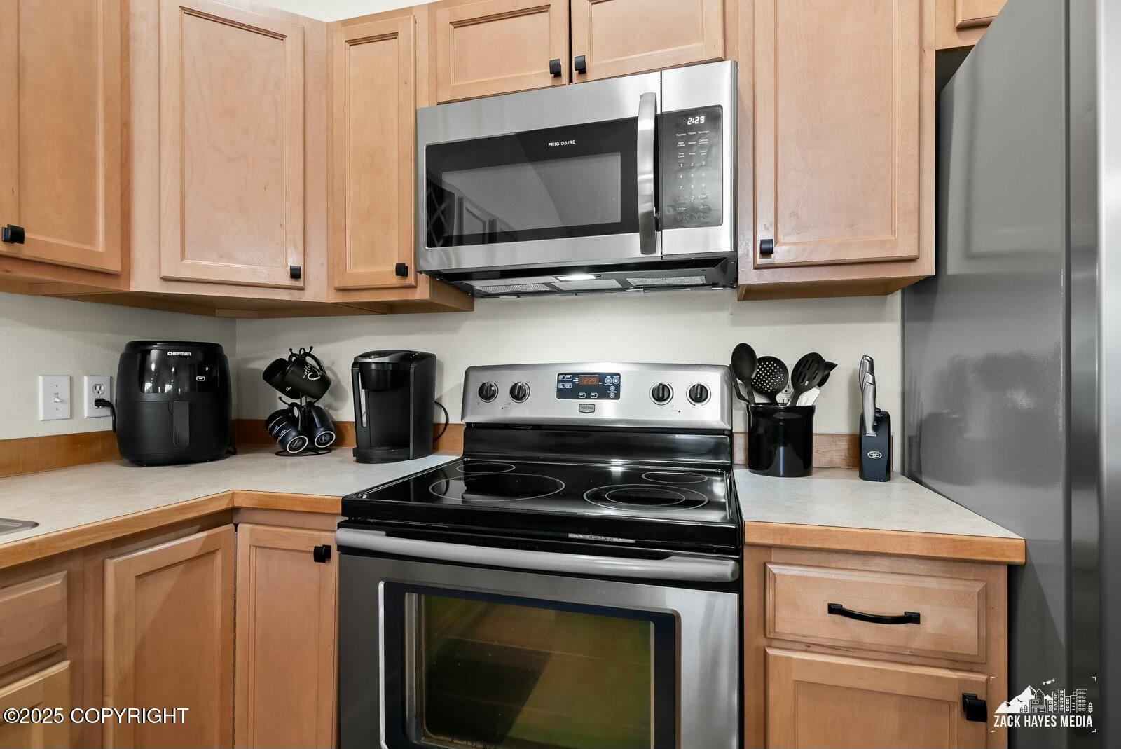 7284 Meadow Street # 9D