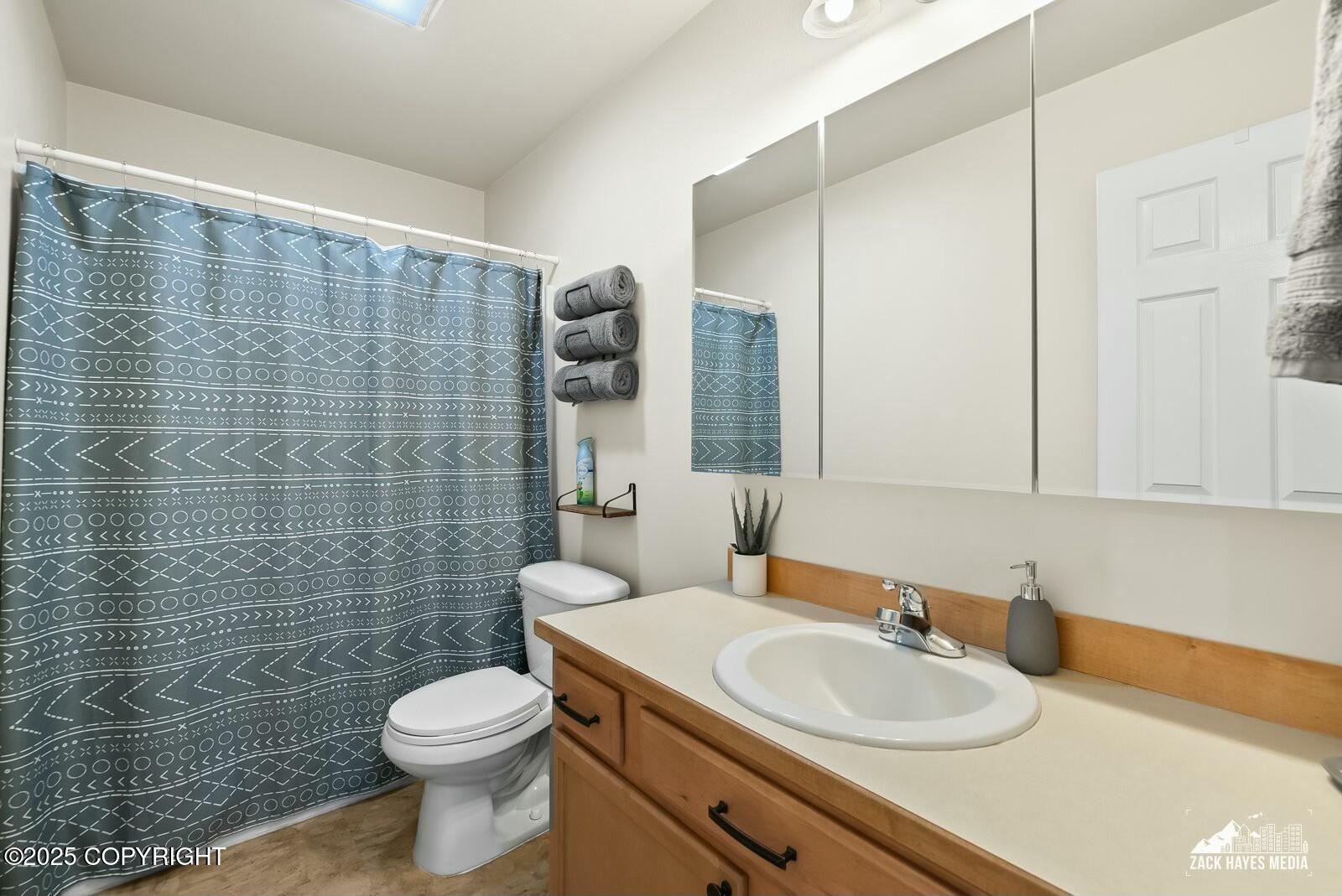 7284 Meadow Street # 9D