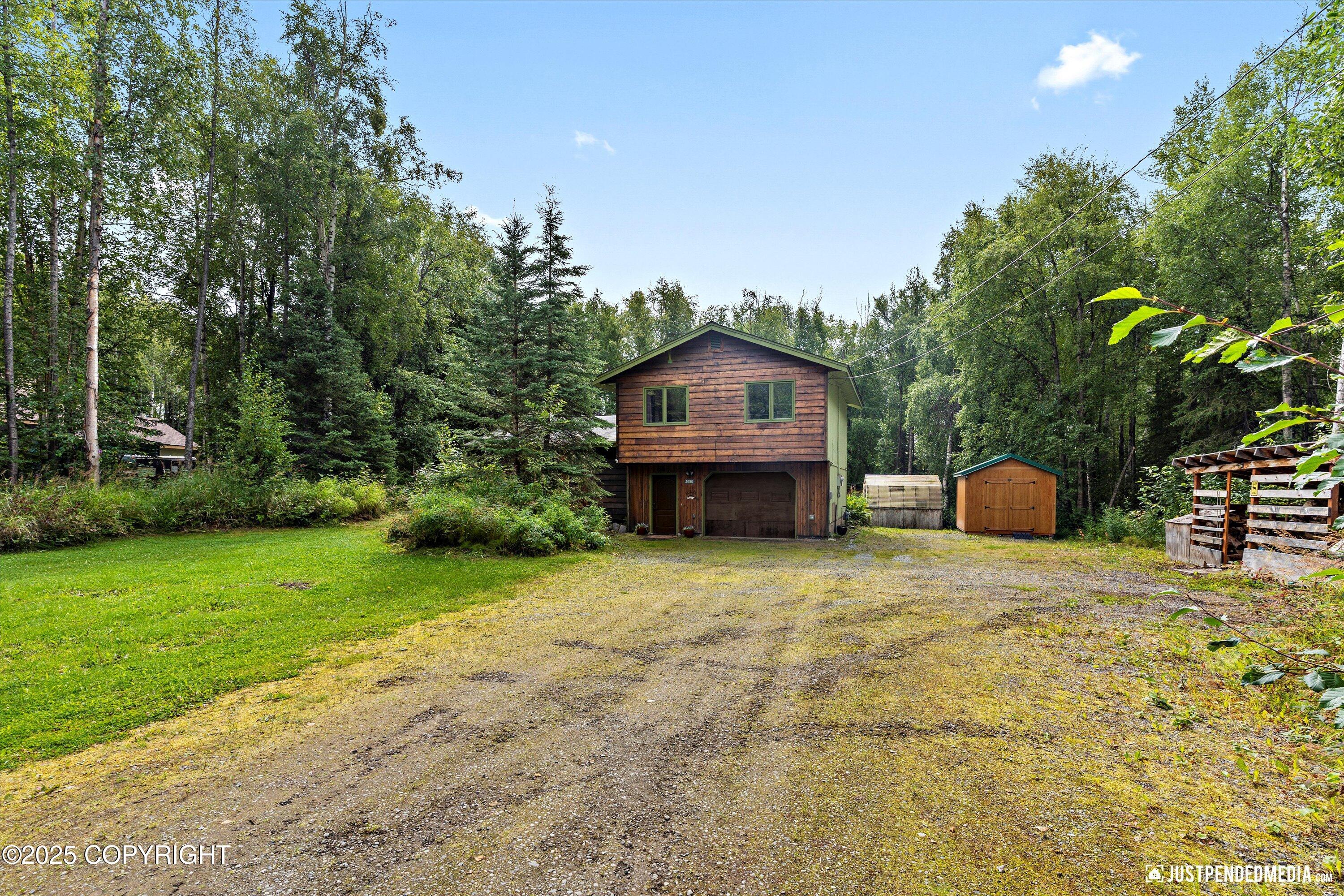 5090 W Clarion Avenue