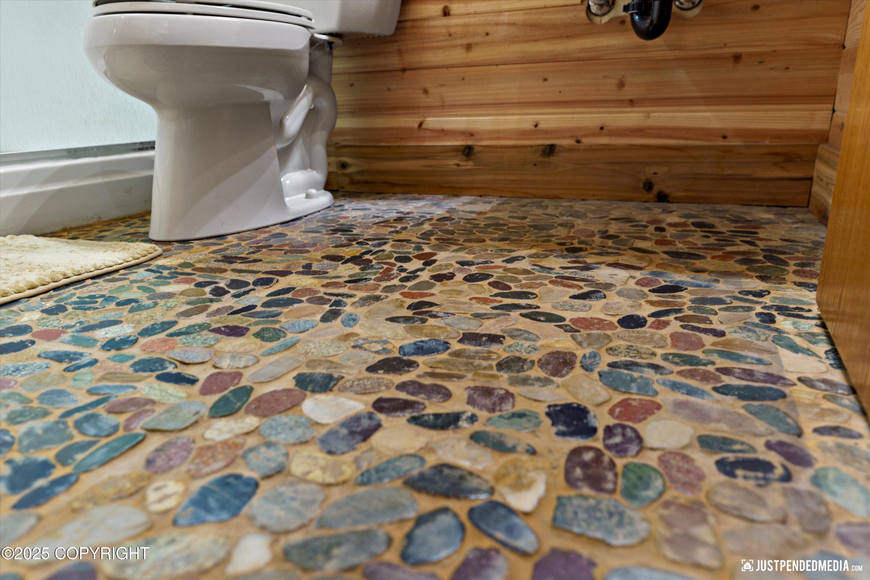 5090 W Clarion Avenue