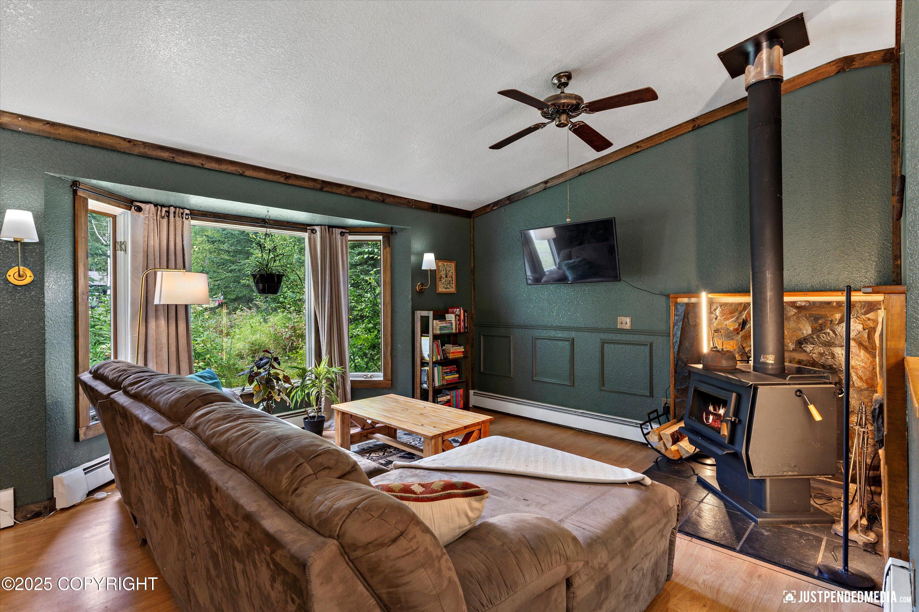 5090 W Clarion Avenue