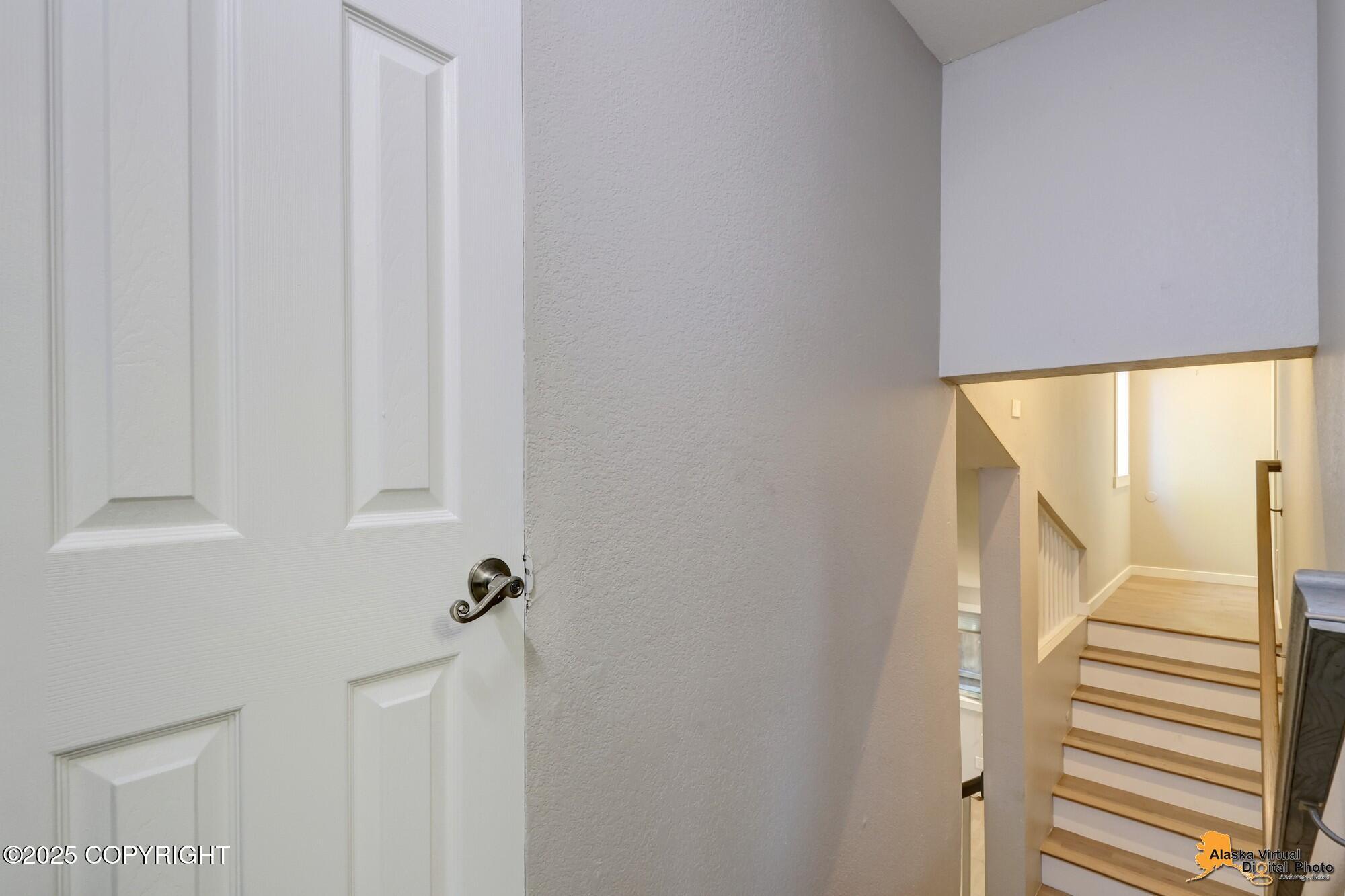 2215 Sunburst Circle