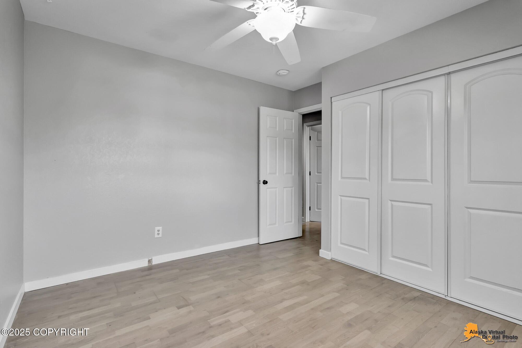 2215 Sunburst Circle