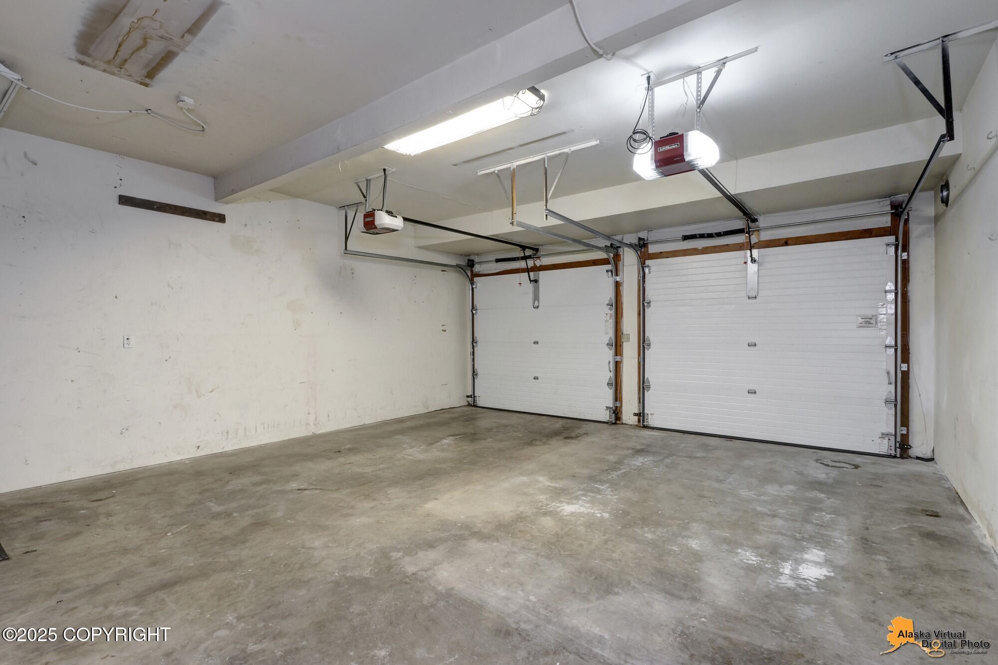 2215 Sunburst Circle