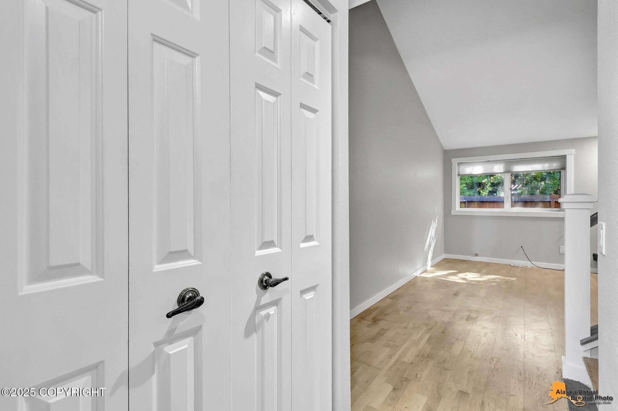 2215 Sunburst Circle