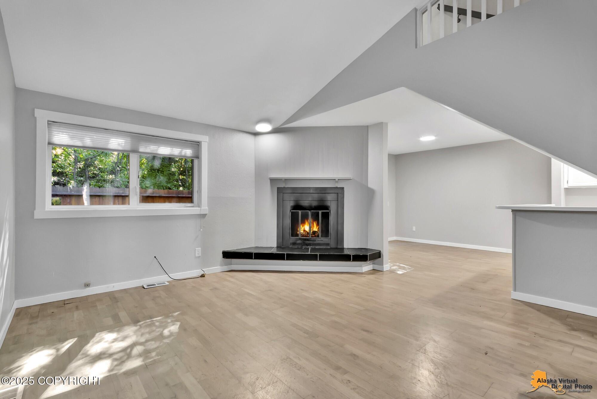 2215 Sunburst Circle