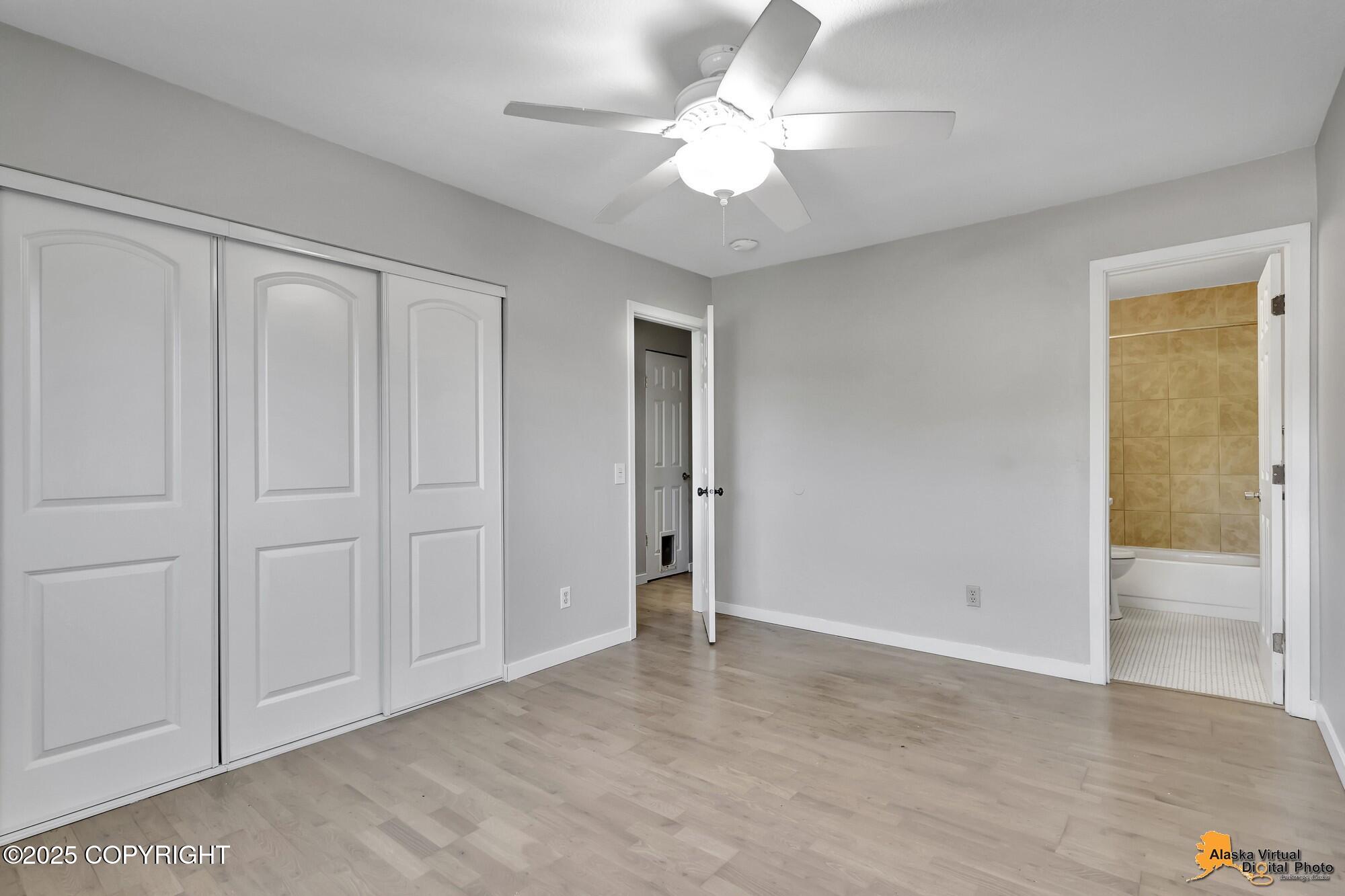 2215 Sunburst Circle