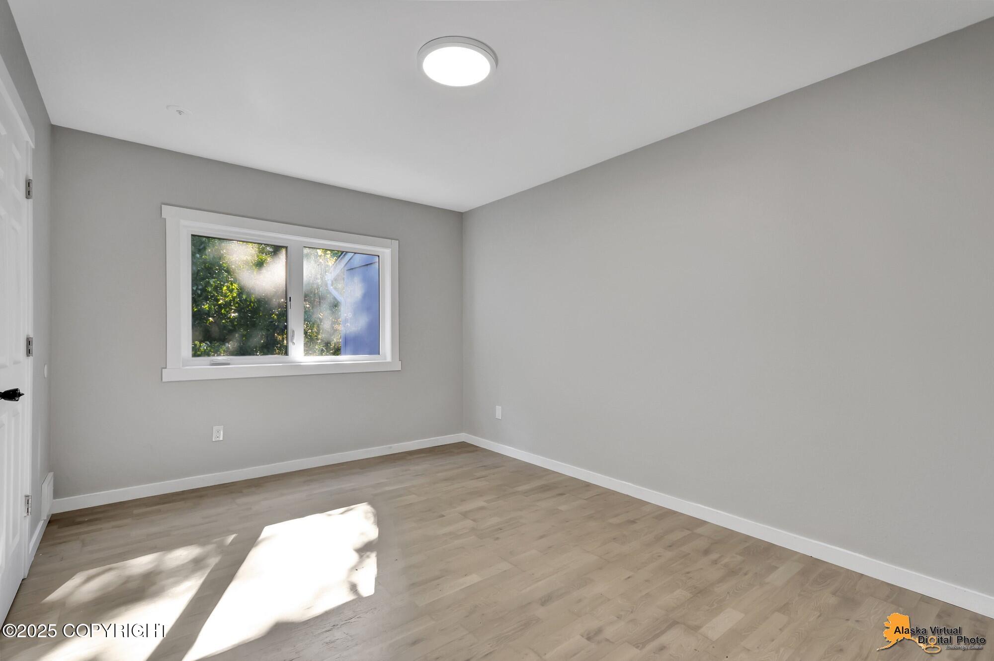 2215 Sunburst Circle