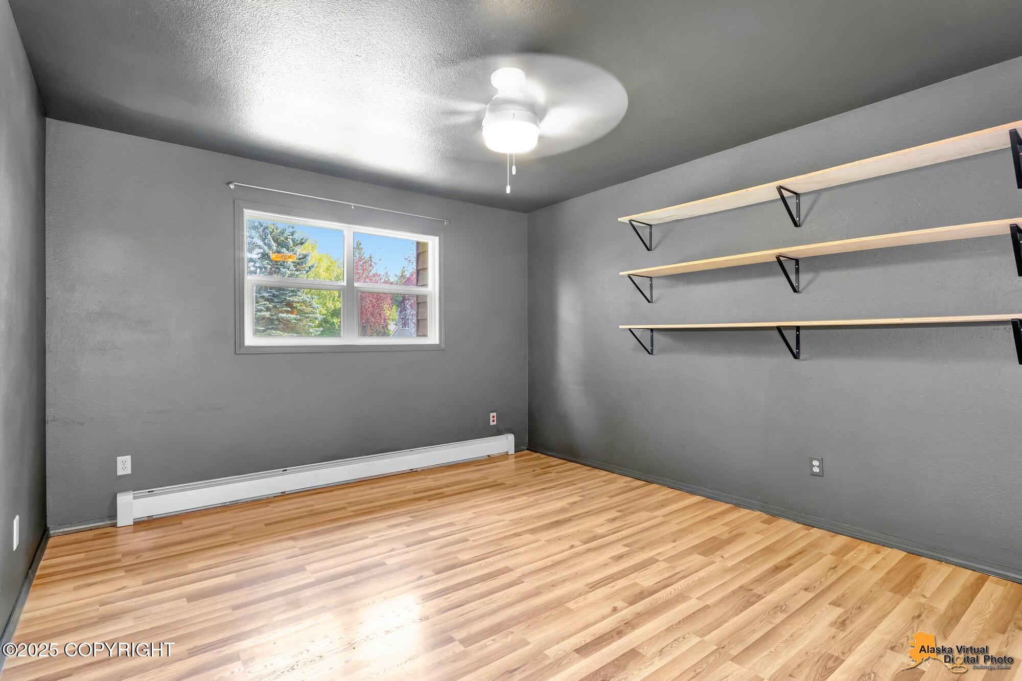 10620 Commodore Drive