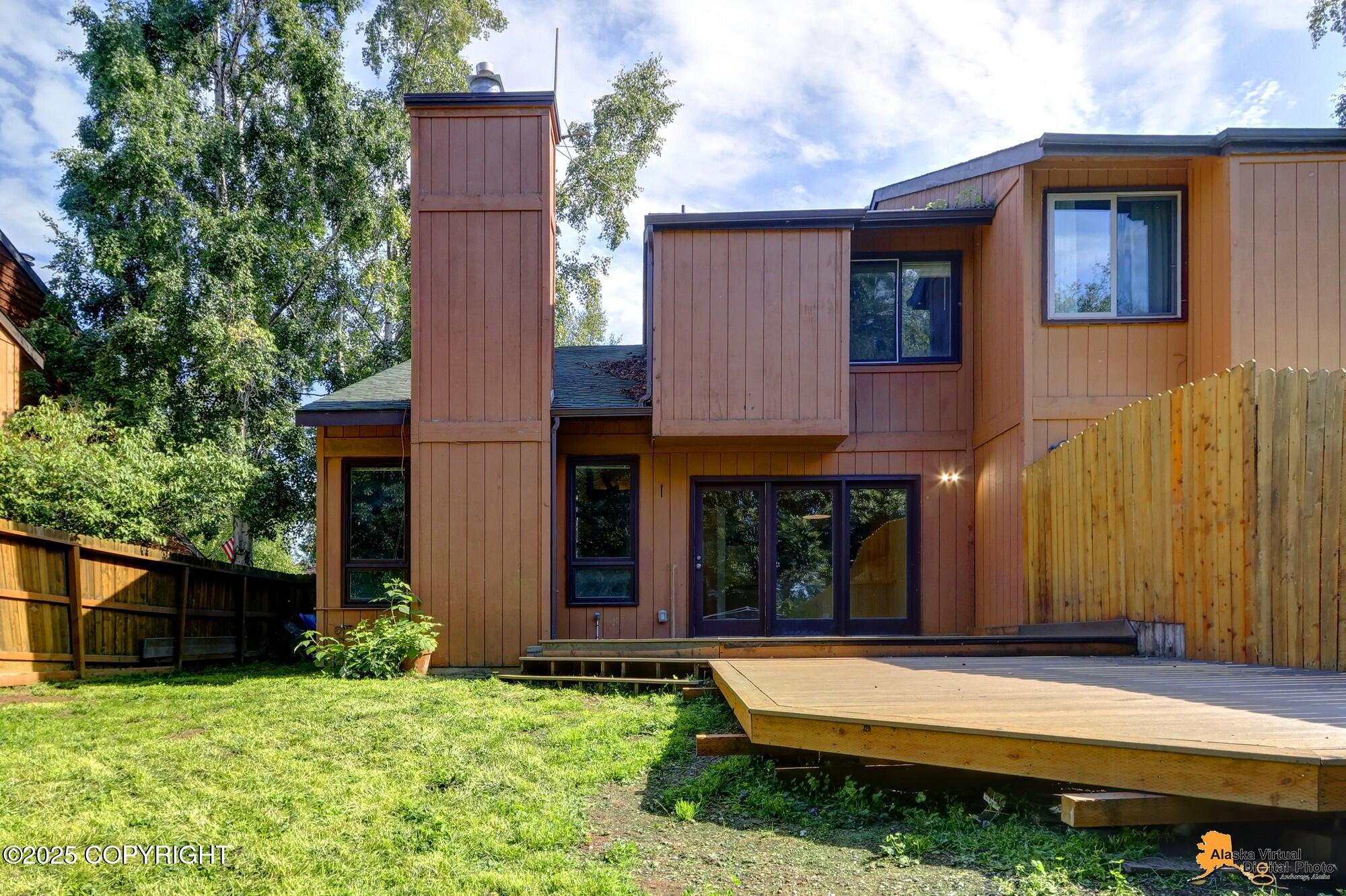 10620 Commodore Drive