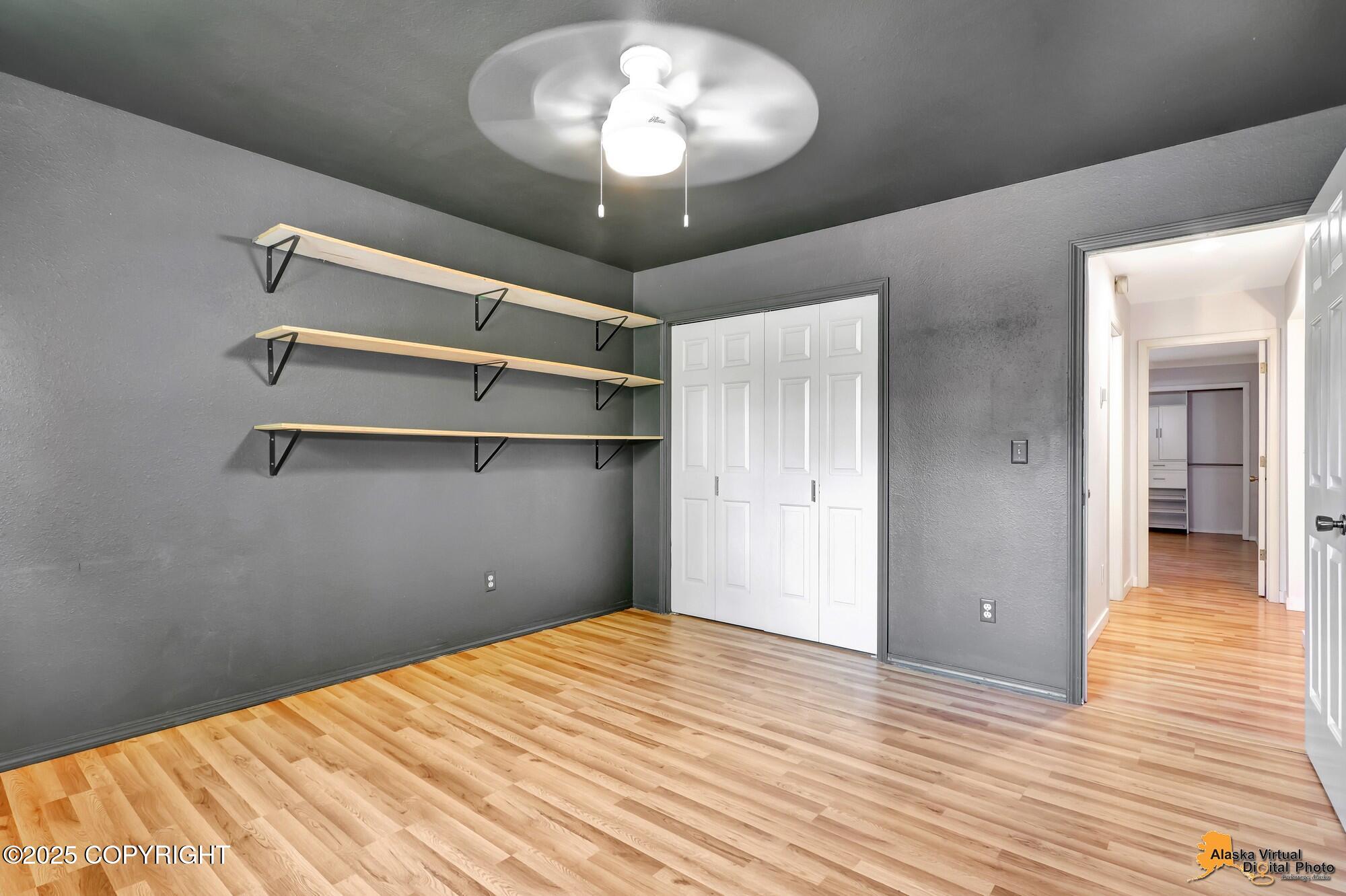 10620 Commodore Drive