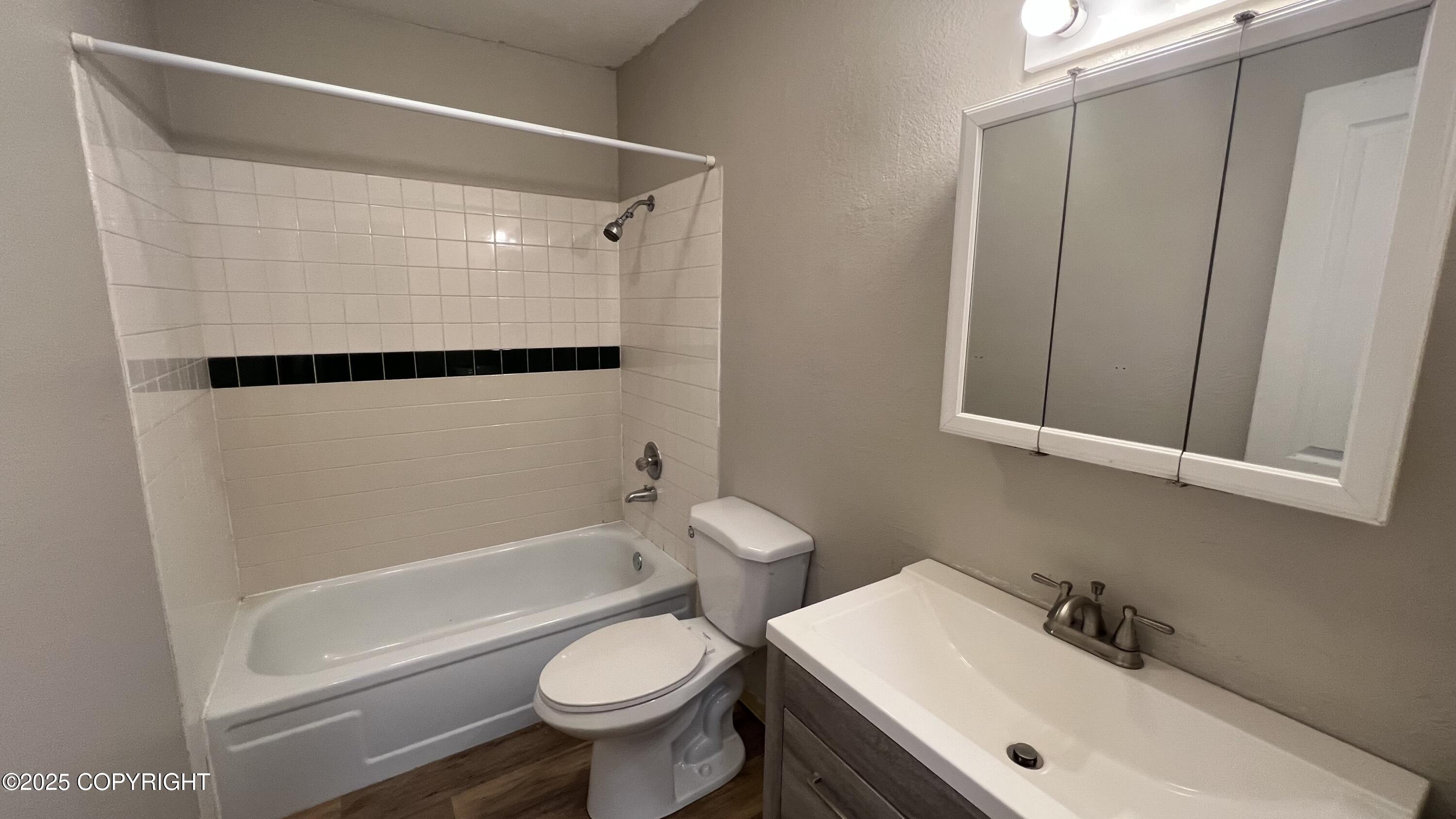 1103 Karluk Street # 4 Unit: #4